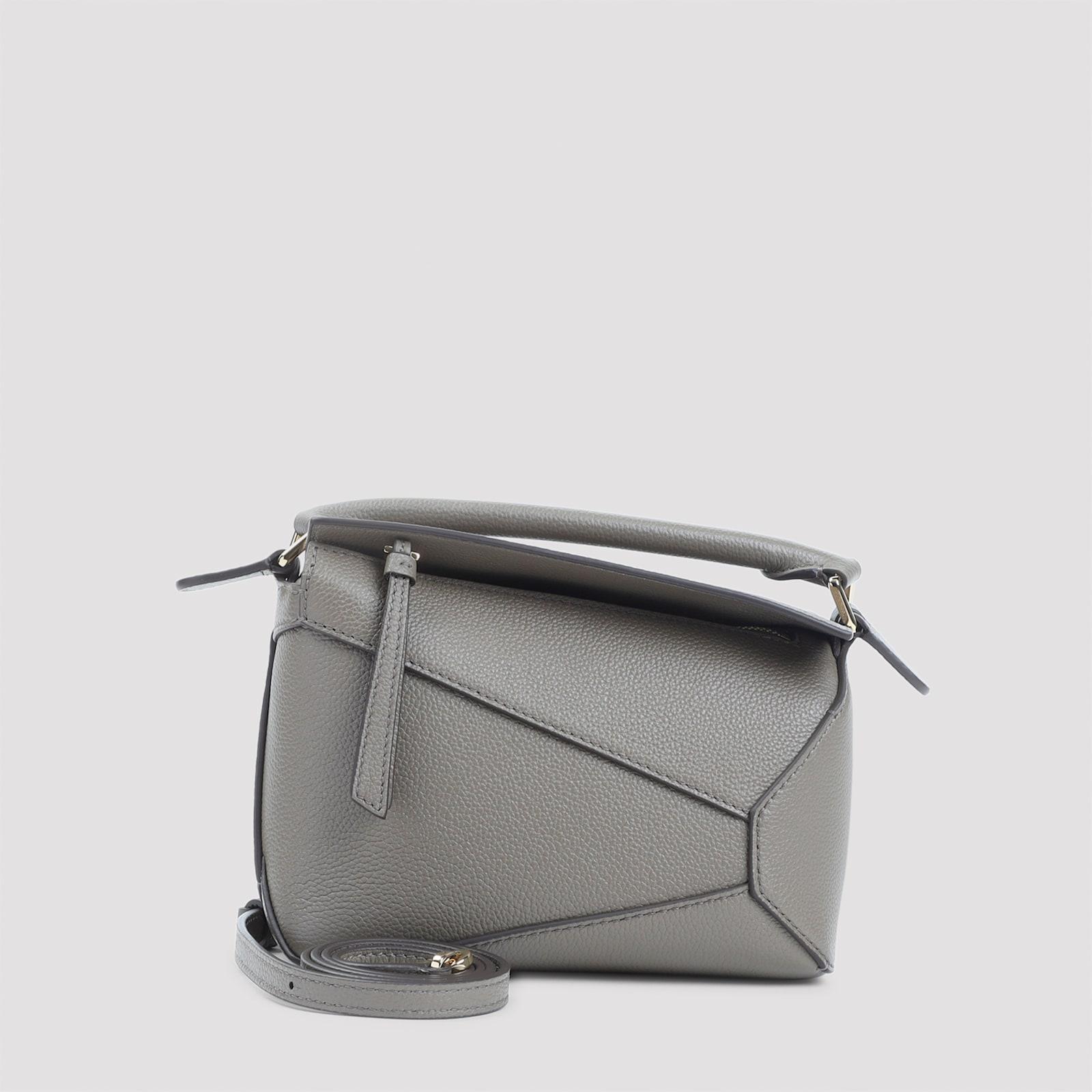 Loewe Shoulder bags for Women | Online Sale up to 33% off | Lyst