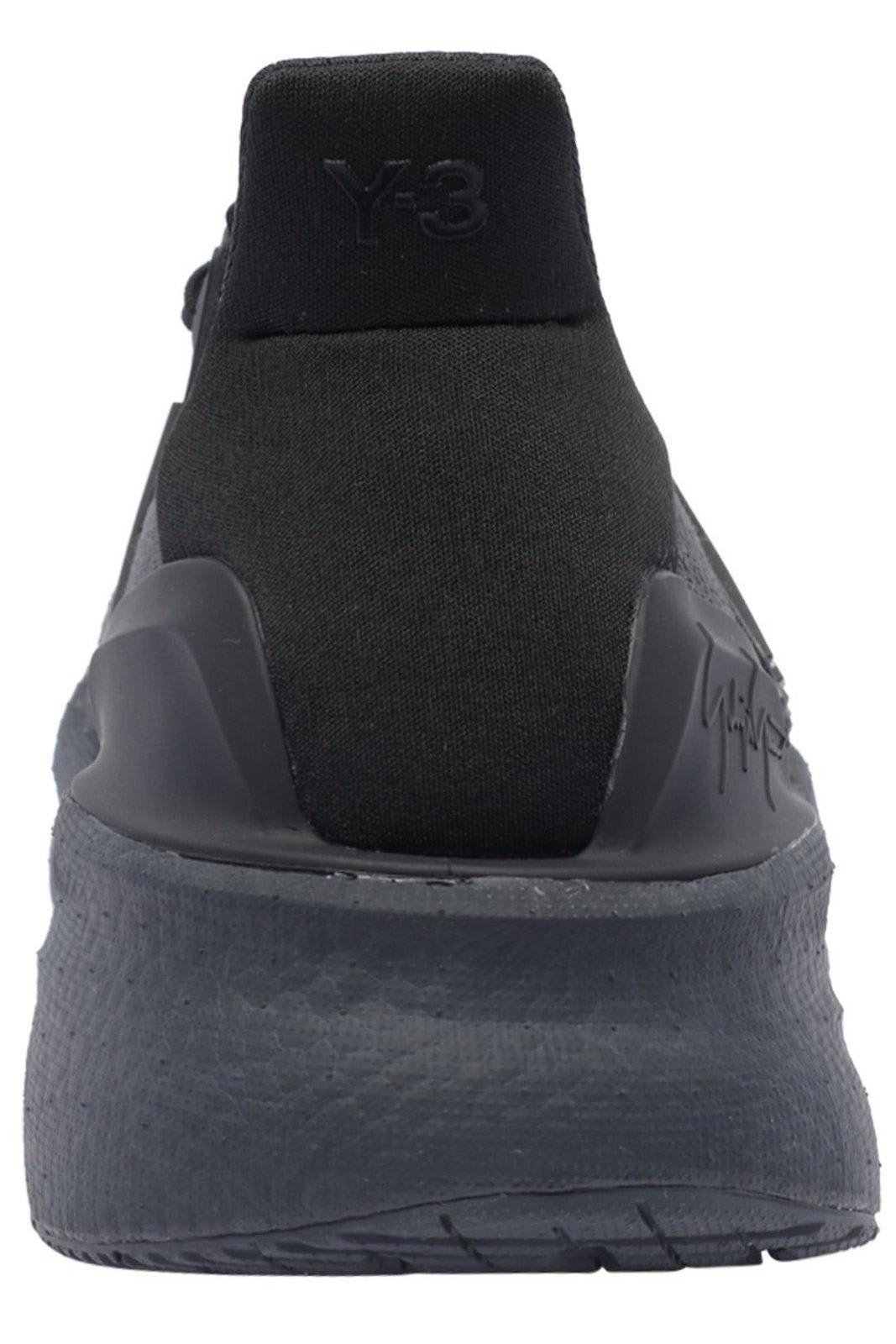 Y-3 Ultraboost 5 Sneakers in Black for Men | Lyst
