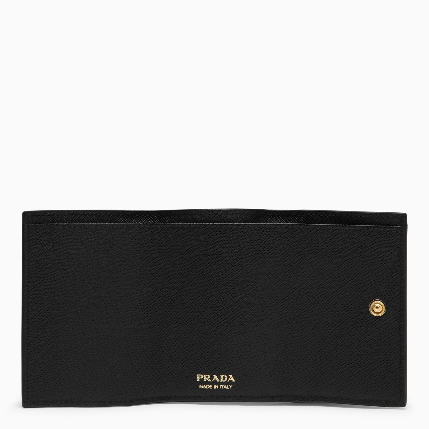 Prada medium wallet hotsell
