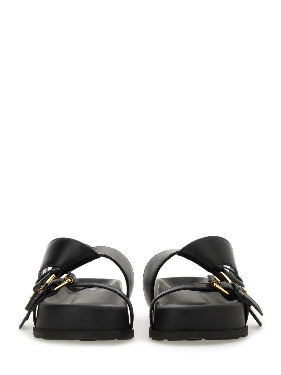 サンダル・ミュール Moschino Black Leather Sandal With Woven Buckle Detail Moschino Leather Sandal With Woven Buckle Detail in Black | Lyst