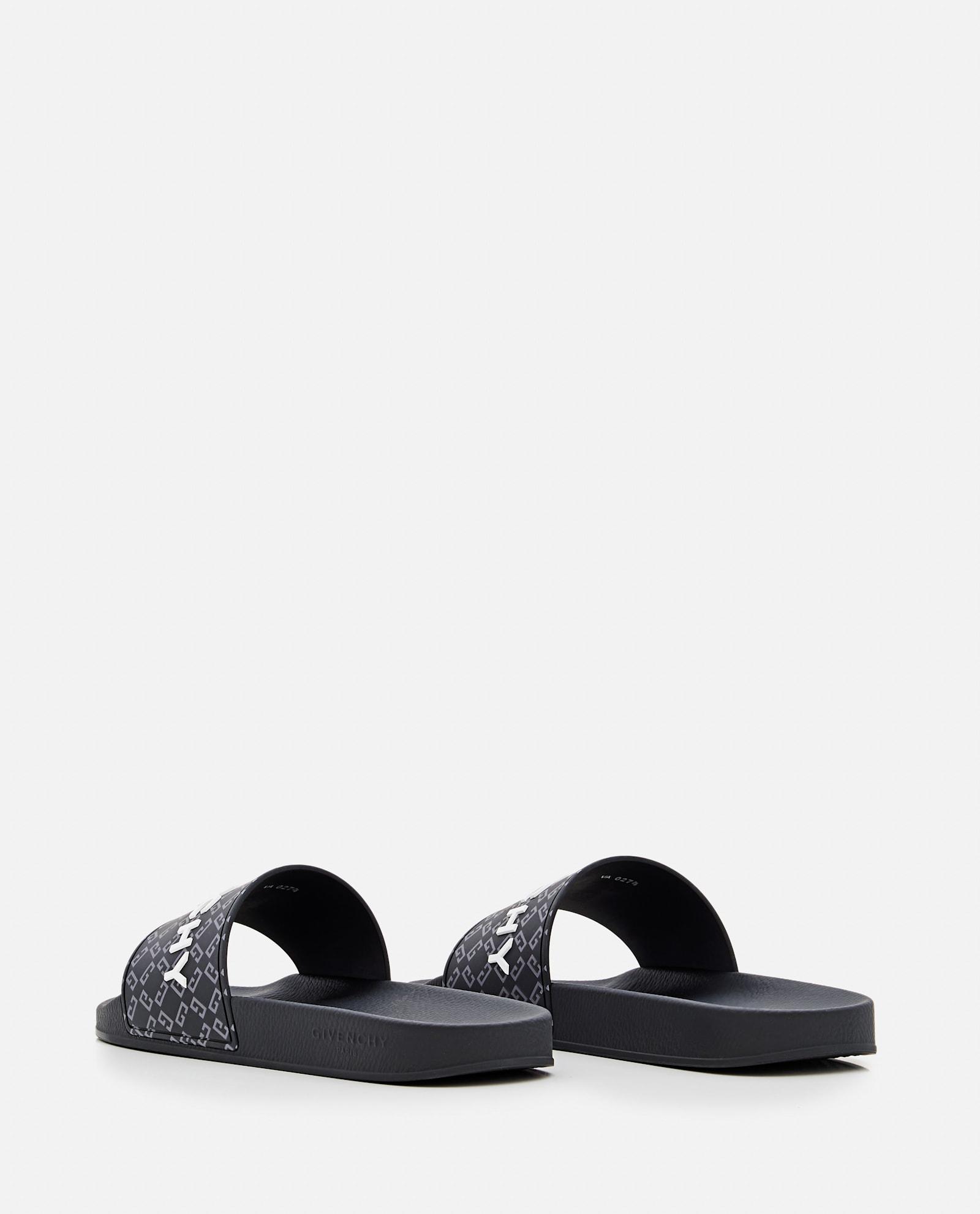 Givenchy Logo Slides in White for Men Lyst UK