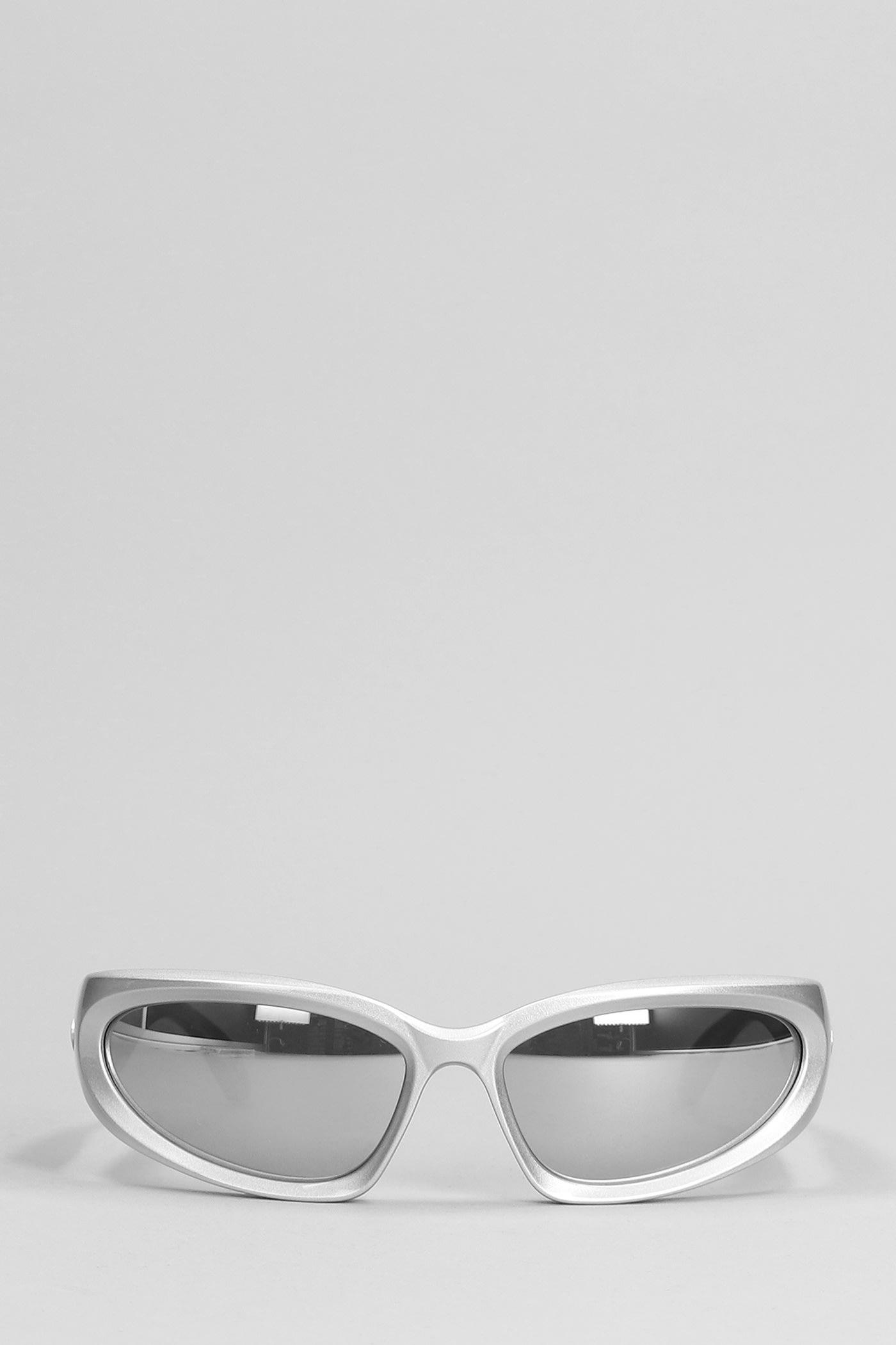 Balenciaga Swift Oval Sunglasses in Grey | Lyst UK