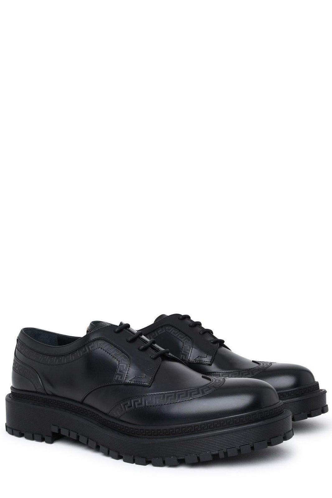 Versace Logo Detailed Lace-up Derby Shoes in Black for Men | Lyst