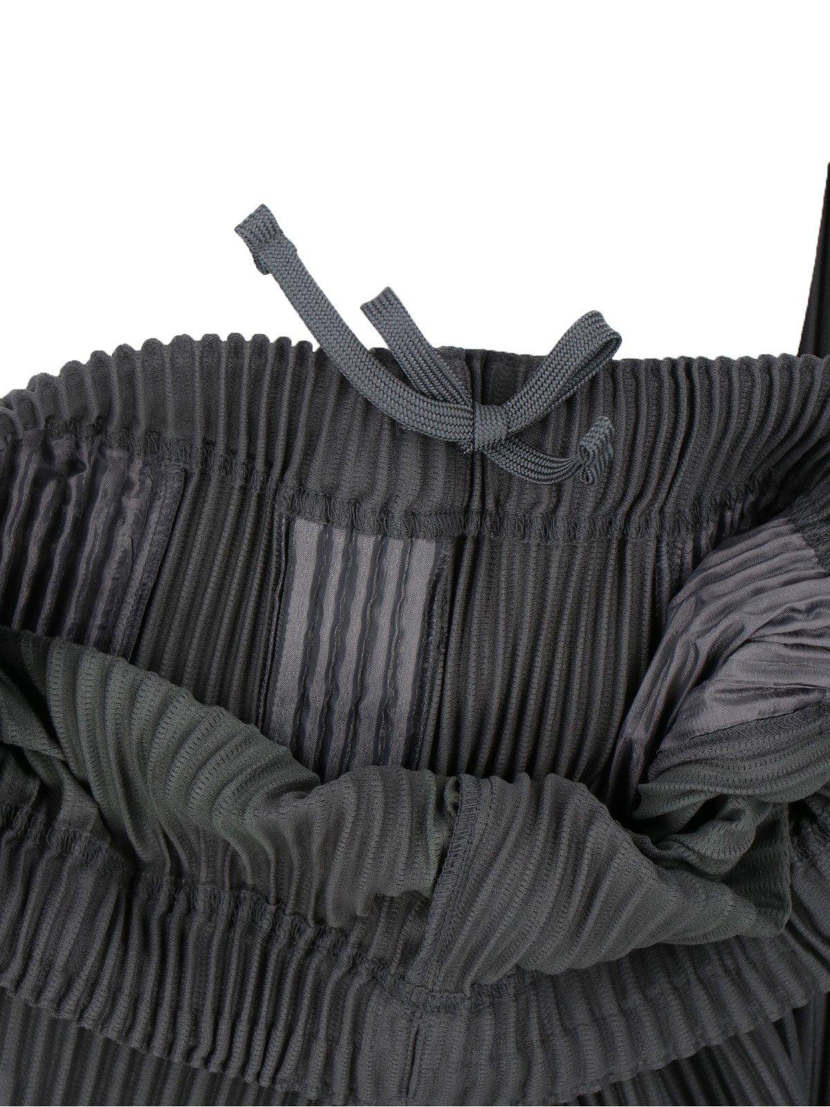 Homme Plissé Issey Miyake Pants for Men | Online Sale up to Homme Plissé Issey Miyake Pants for Men | Online Sale up to