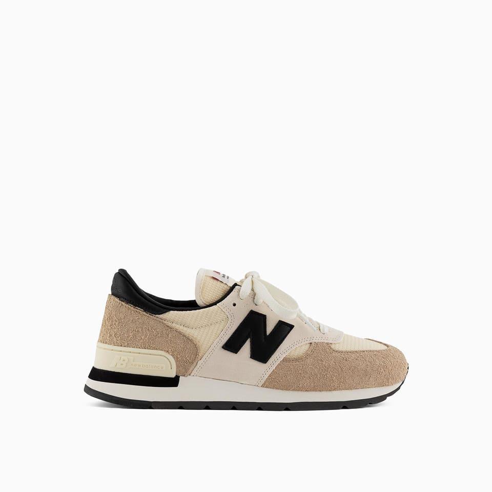 New Balance 990 v1 'MiUSA by Teddy Santis' Sneaker in Macadamia Nut | Voo Store Berlin 