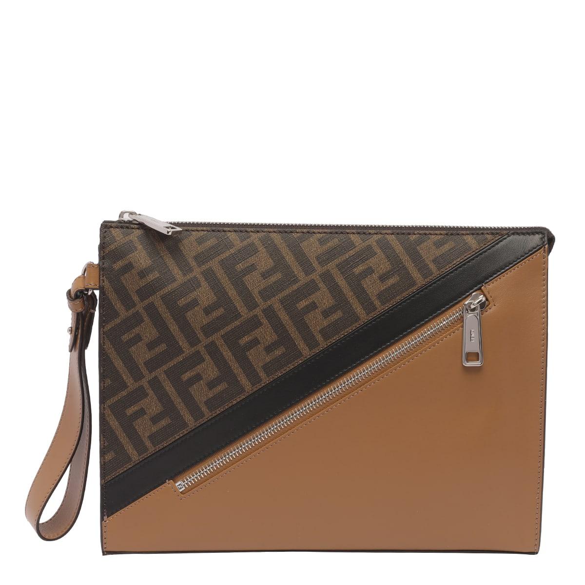 Pouch bag fendi 2025