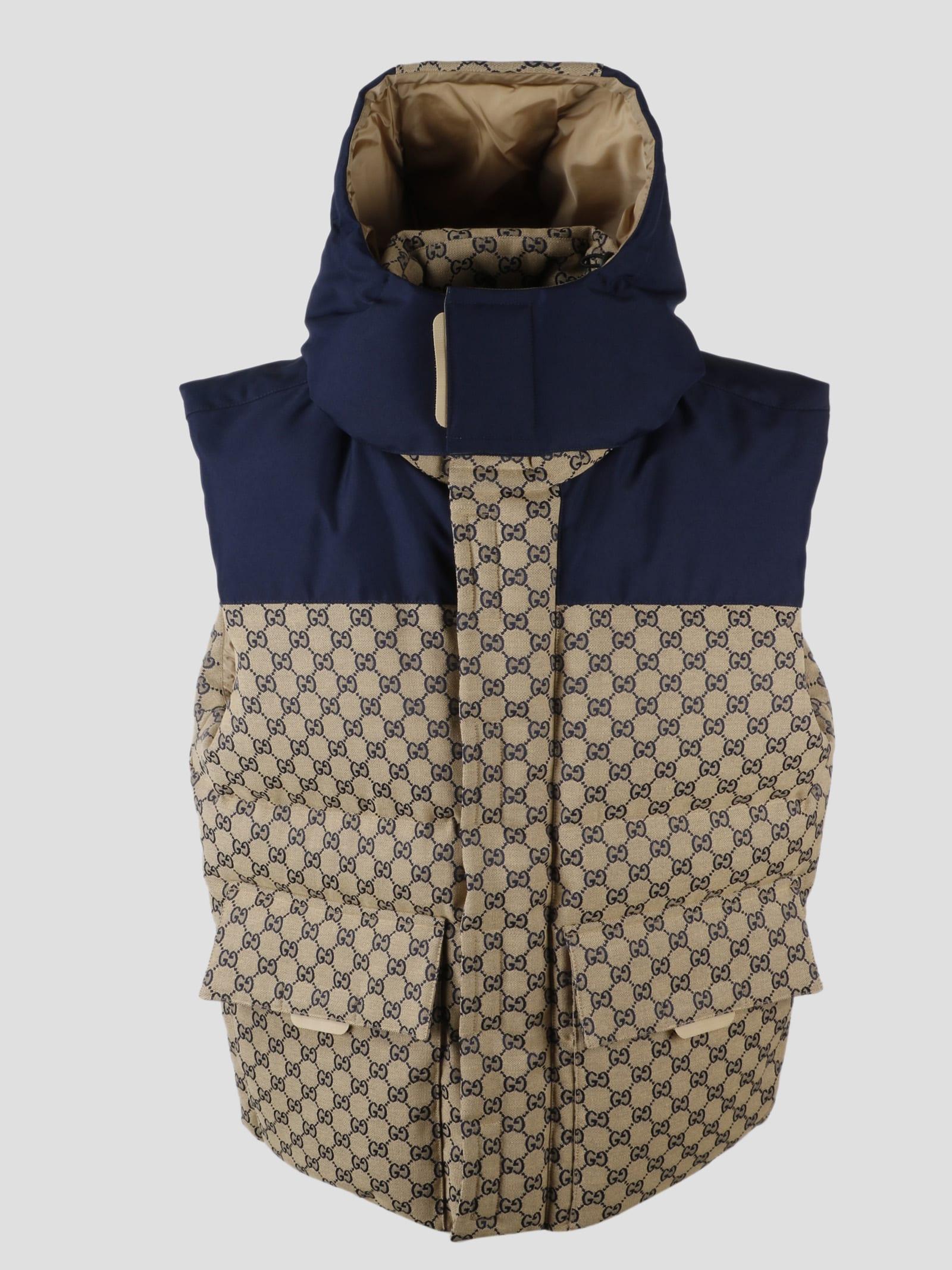GUCCI GG canvas down vest with detachable hood (710586, 710586 Z8A58,  710586 Z8A58 9120)