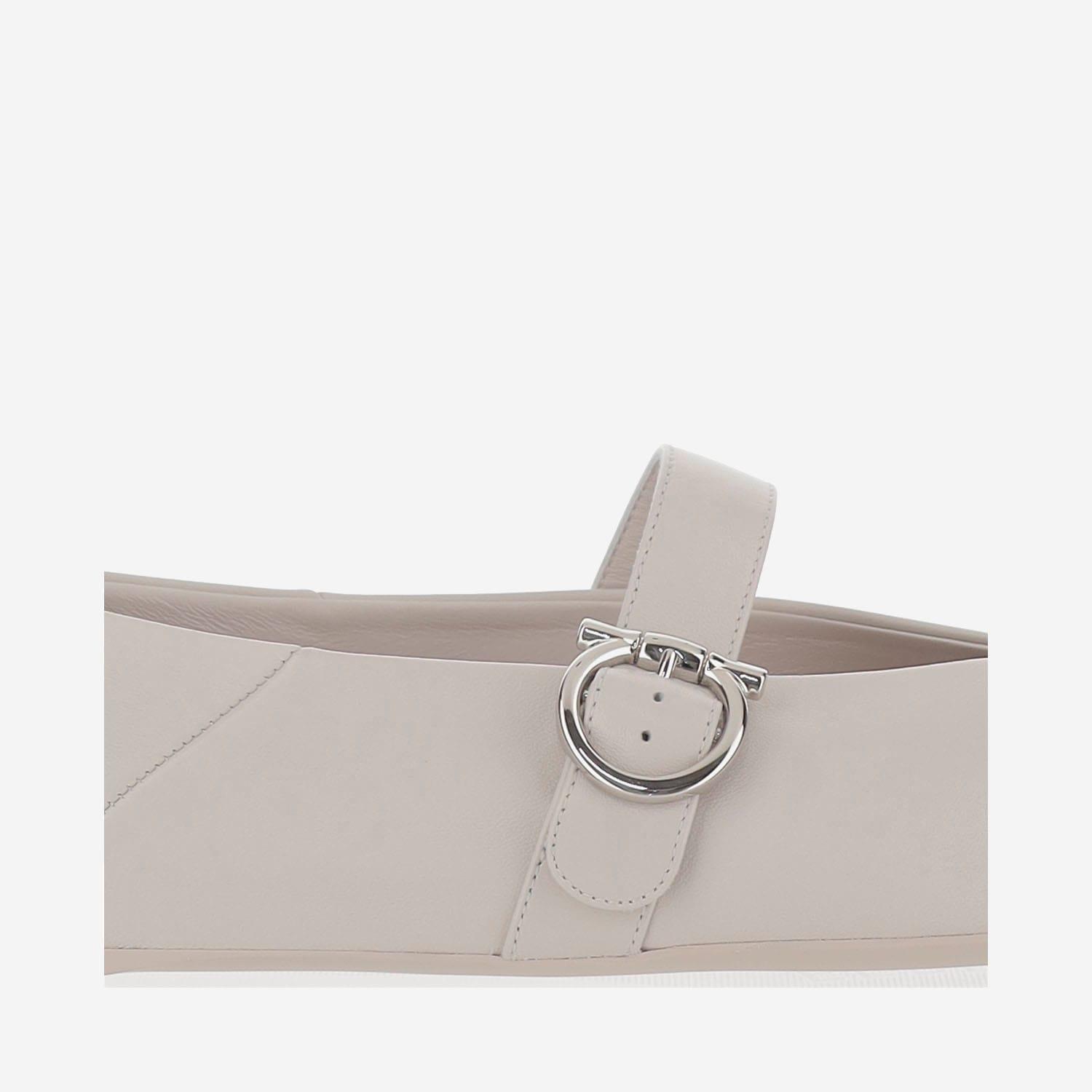 フラットシューズ Salvatore Ferragamo Ballet Flats Ornament Hooks Salvatore Ferragamo Ballet Flats Ornament Hooks | Balardi