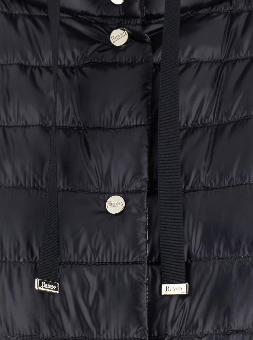 【送料&関税込】Herno Black Reversible Sleeveless Vest With Herno Reversible Sleeveless Vest in Black | Lyst