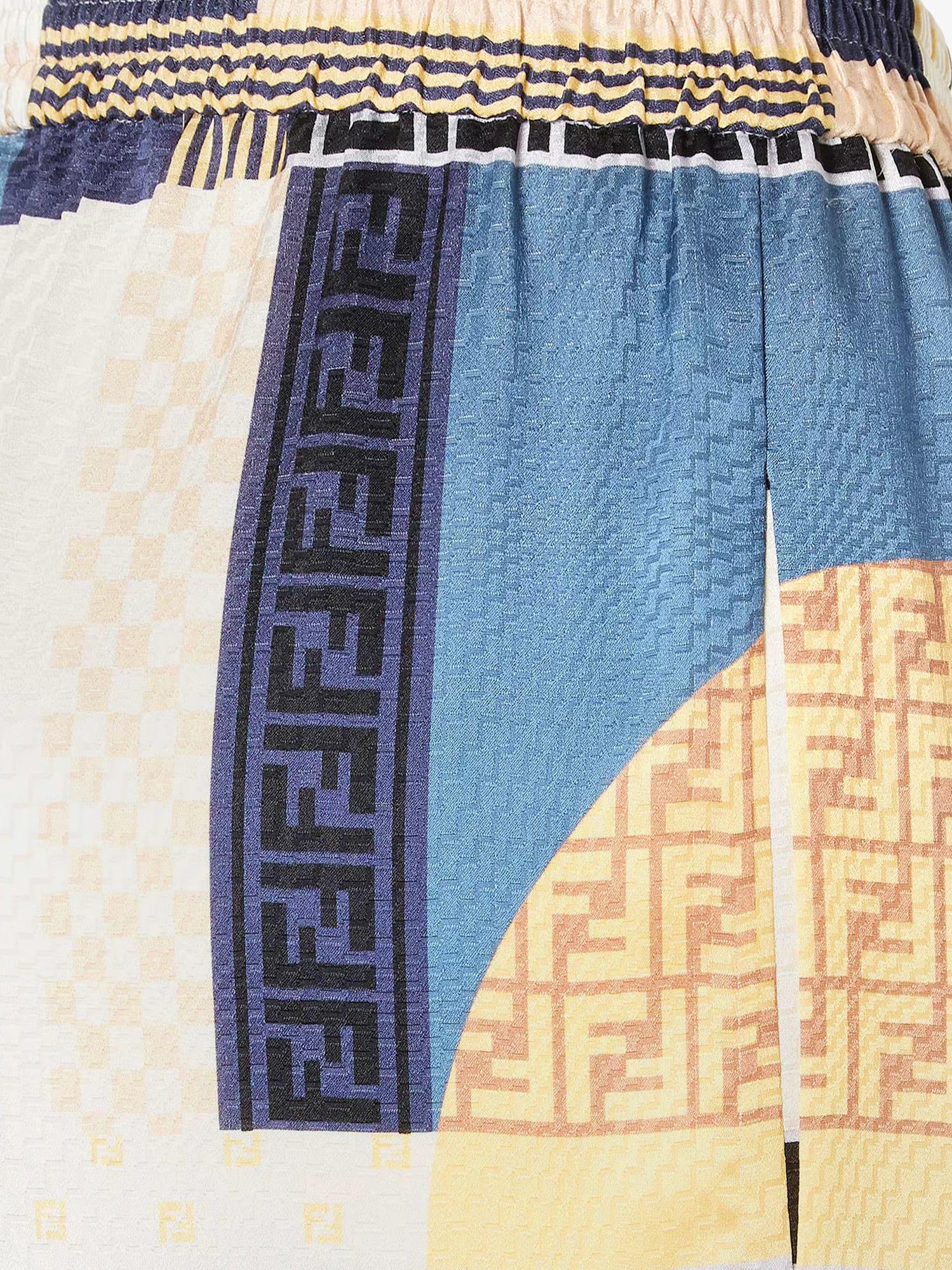 パンツ Fendi Blue Silk Trousers With Patchwork Print Fendi Patchwork Silk Trousers in Blue | Lyst