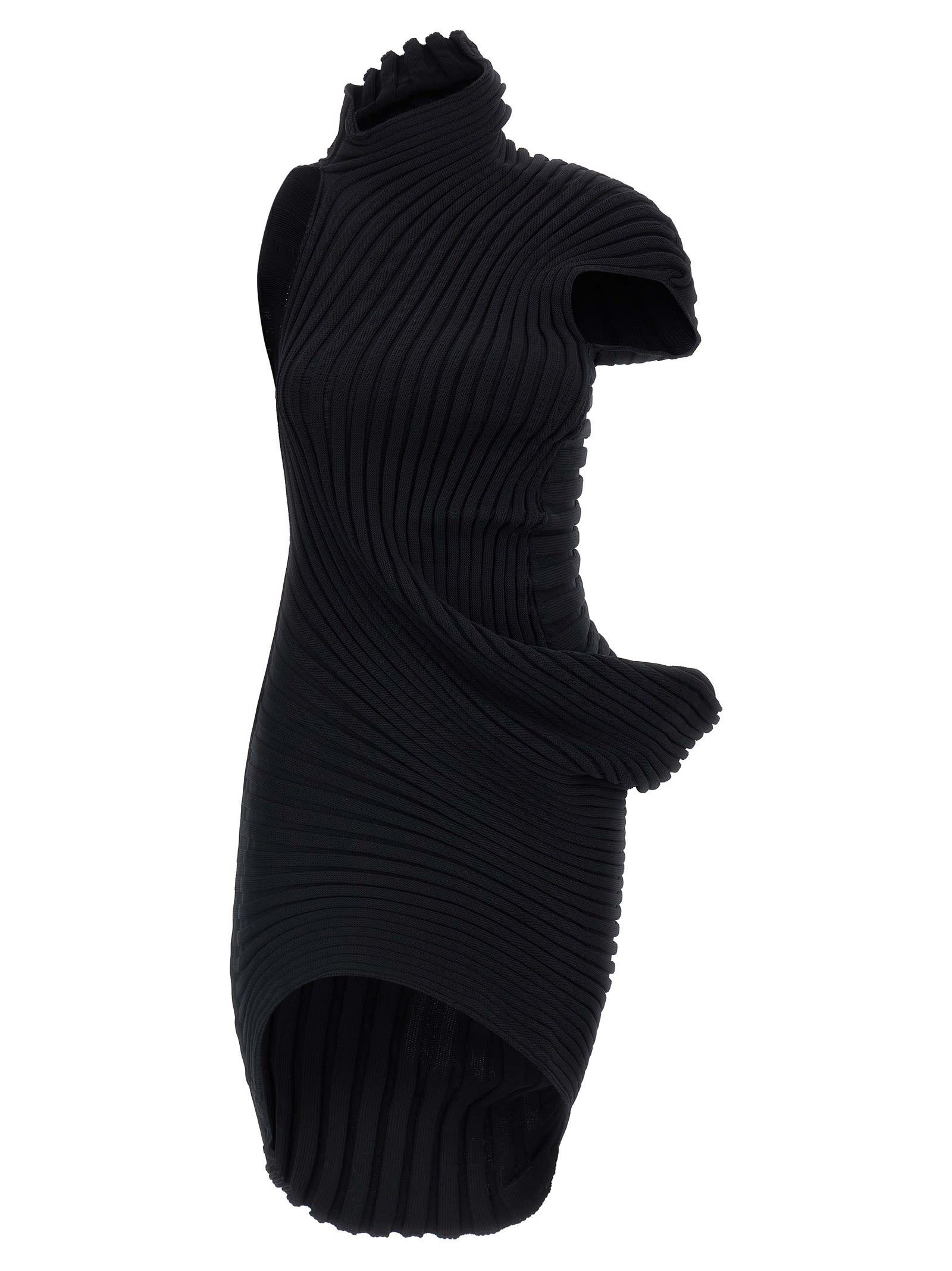 ワンピース ISSEY MIYAKE SS25 STREAM LONG DRESS (IM56KH822 06) Issey Miyake Black STREAM Maxi Dress | Liberty