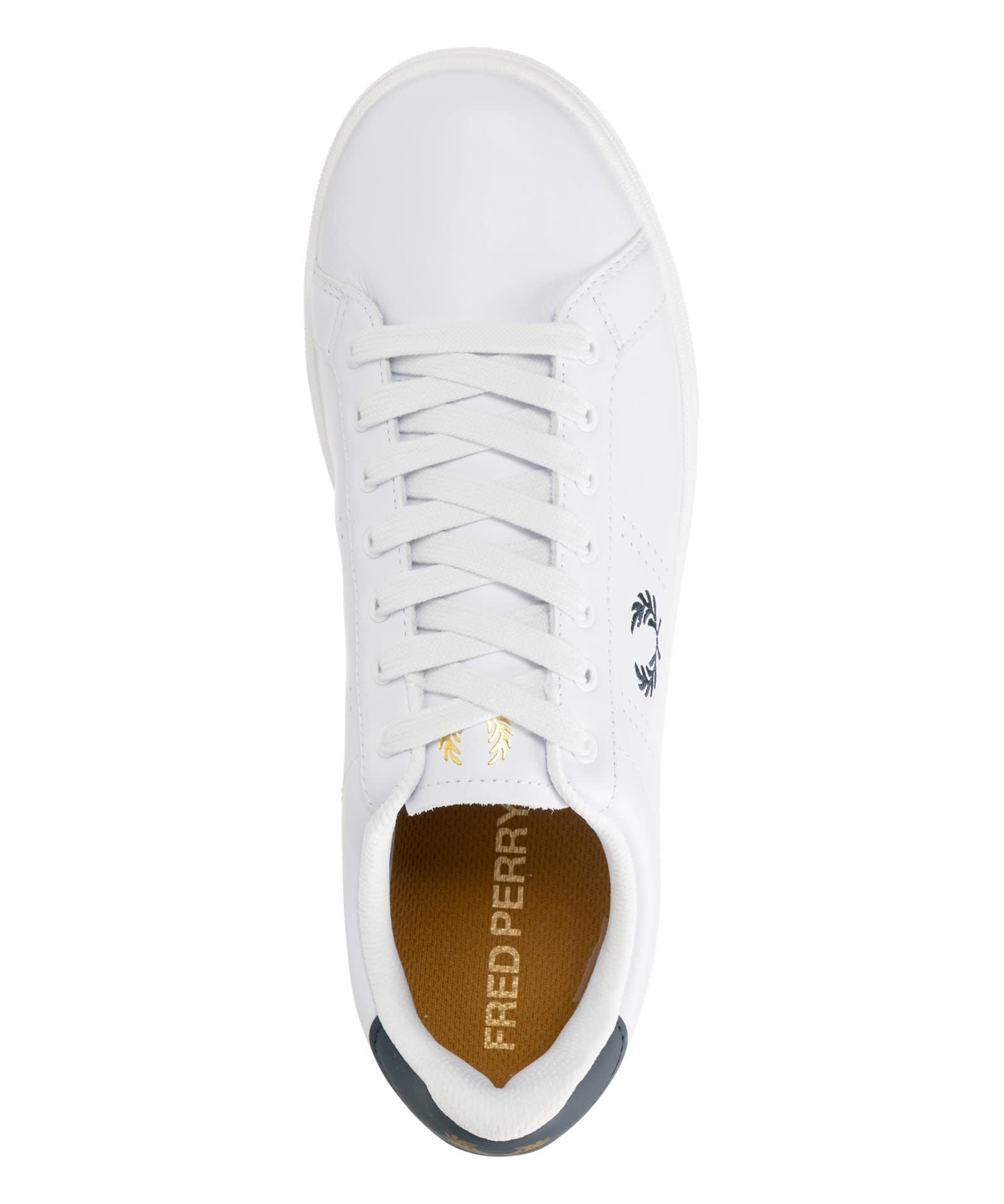 Fred Perry B721 Sneakers in White Men |