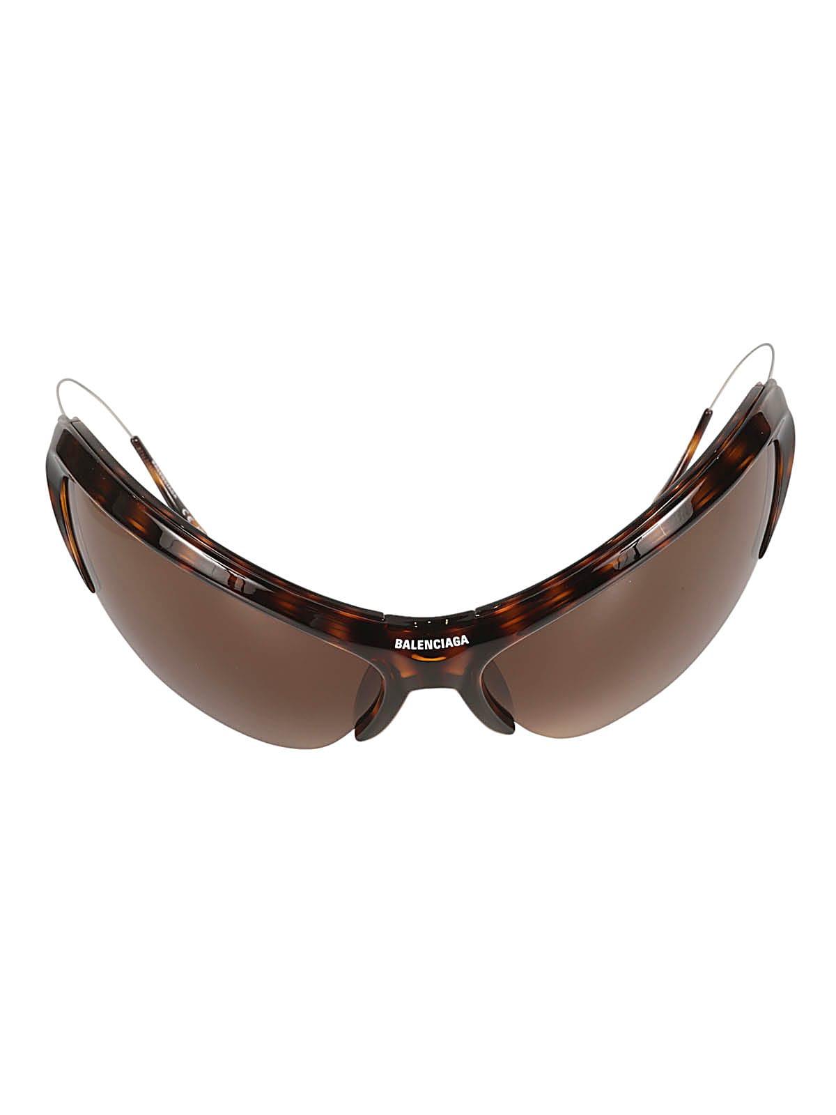 Saga Ledsager drøm Balenciaga Curved Temple Cat Eye Frame Sunglasses in Brown | Lyst