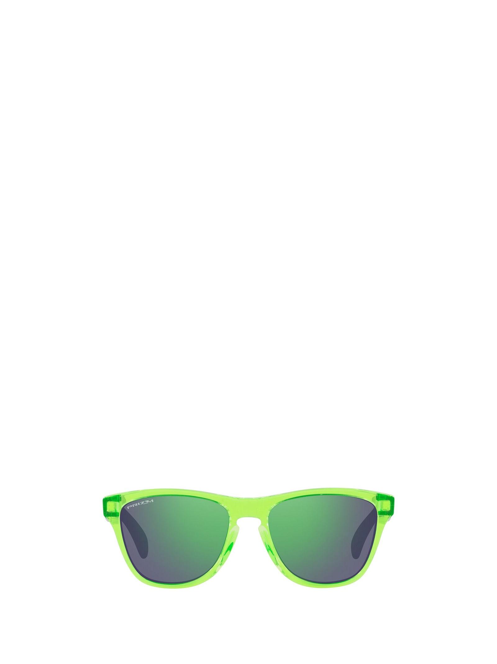 Oakley Sunglasses in Green | Lyst