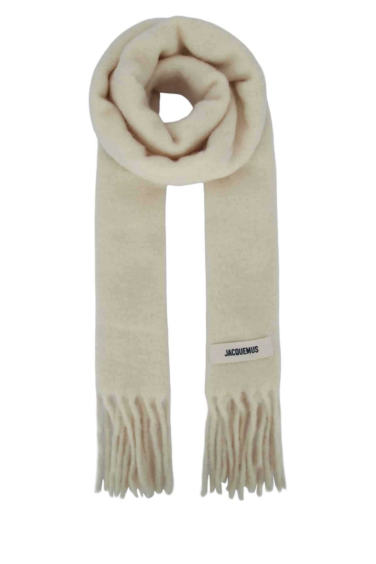 jacquemus マフラー flower scarf jacquemus マフラー flower scarf The Jacquemus scarf by