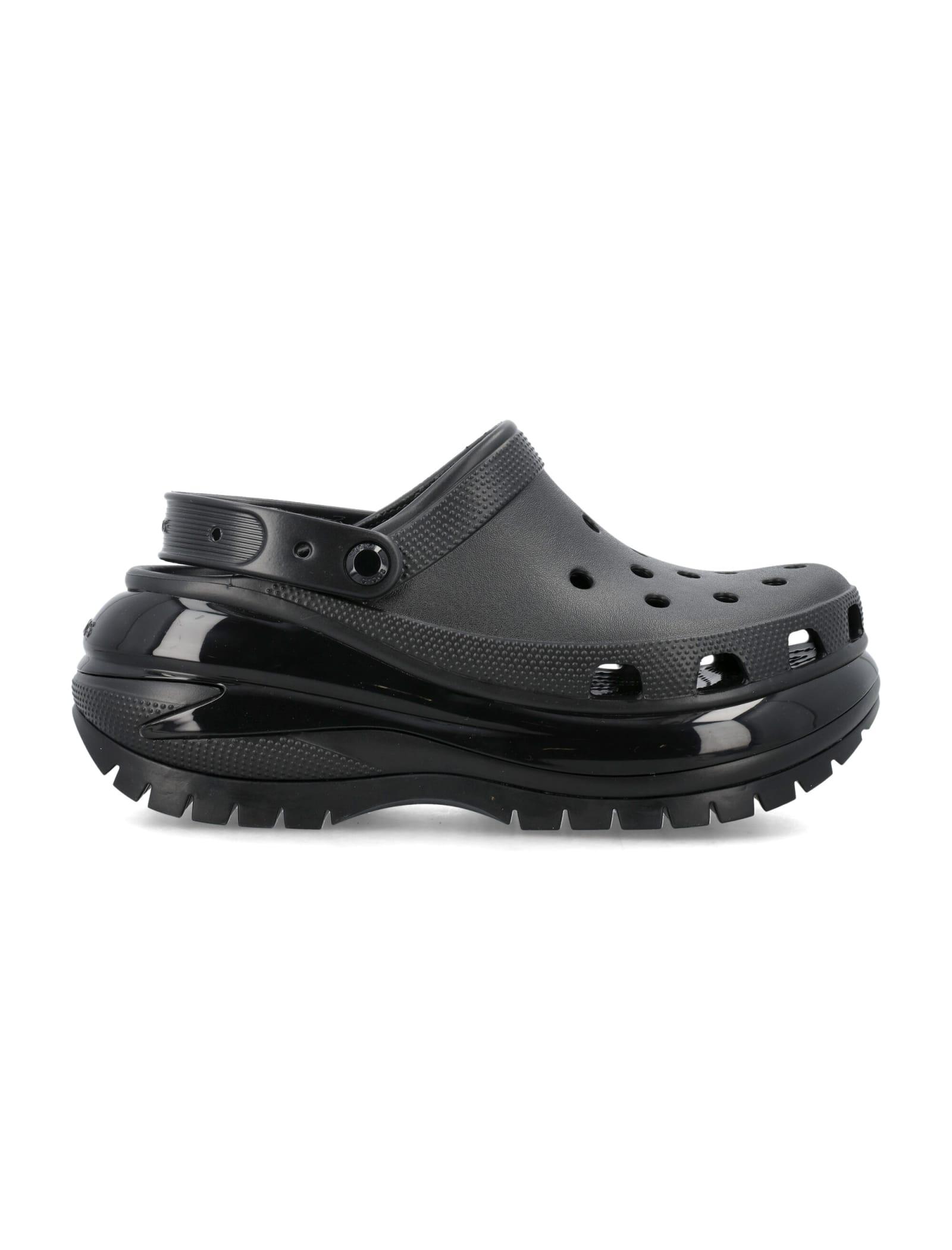 Crocs™ Classic Mega Crush Clog in Black | Lyst