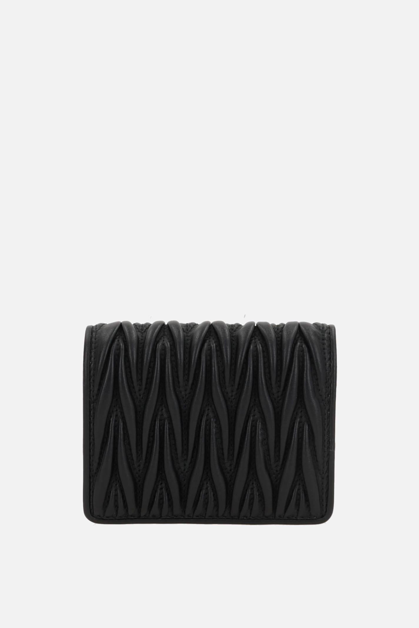 折りたたみ財布 Miu Miu Quilted Nappa French-Flap Wallet MIU MIU Nappa Matelasse Bi-Fold Compact Wallet Cammeo