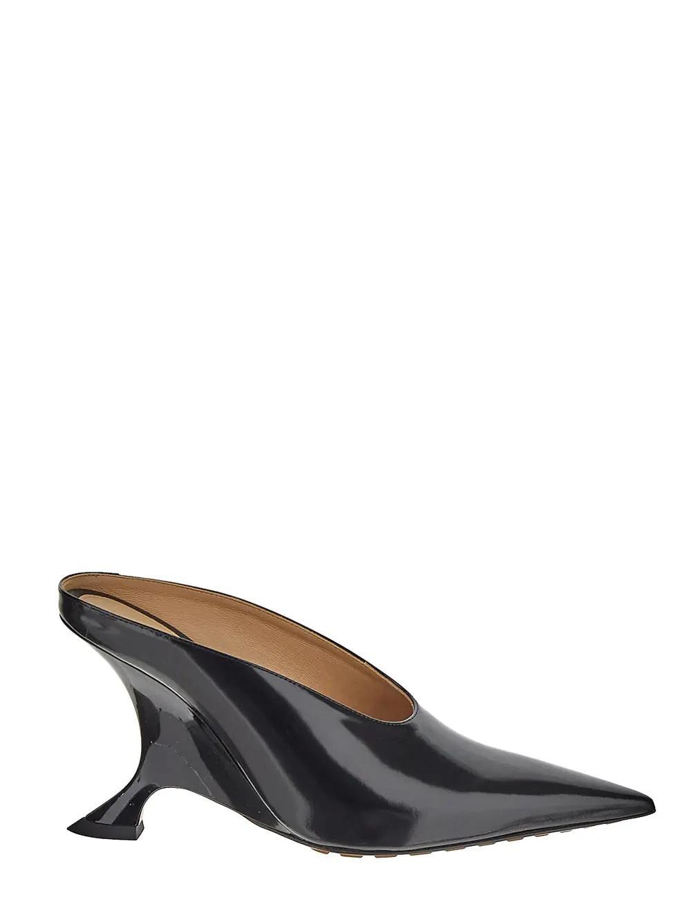 Bottega Rocket Pump in Black Lyst