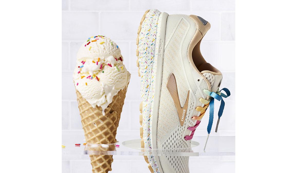 brooks melt collection