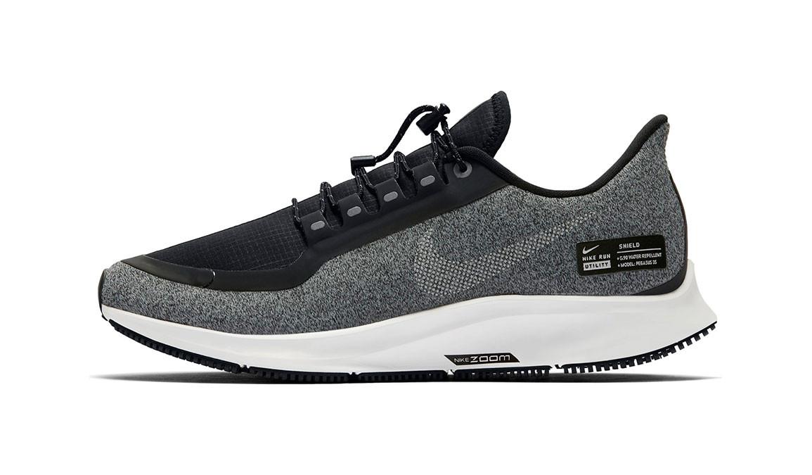 nike pegasus shield