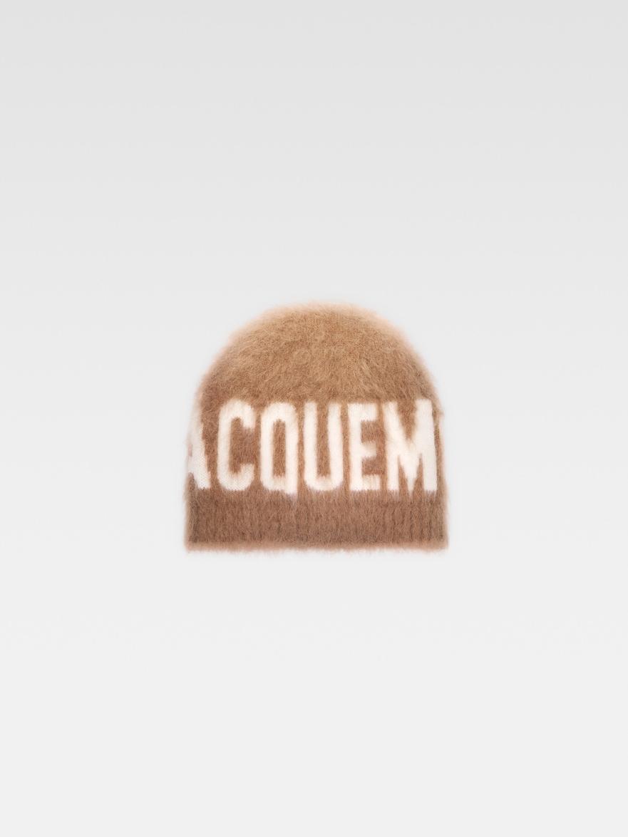 Jacquemus The Logo Beanie in White | Lyst UK