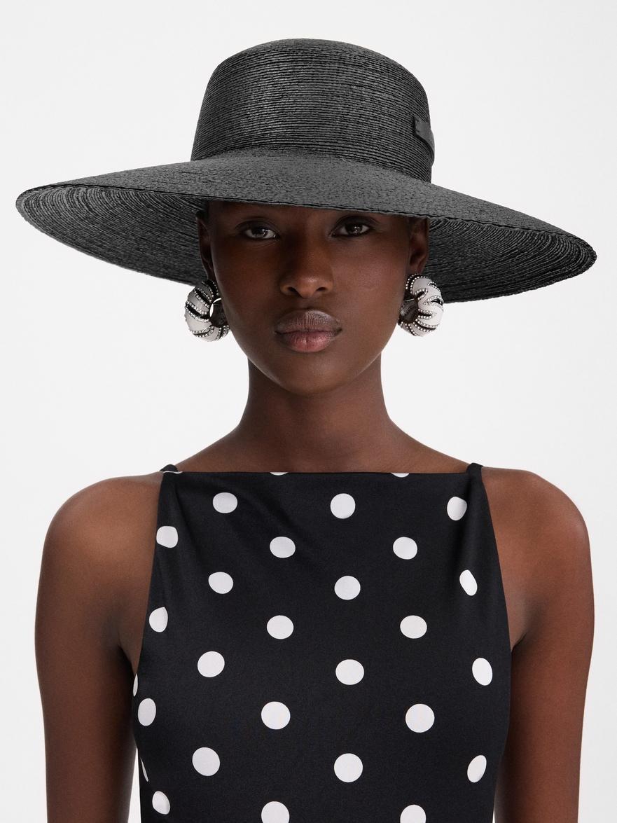JACQUEMUS ストローハット straw hat How That Giant Straw Jacquemus Hat Won Instagram This Summer