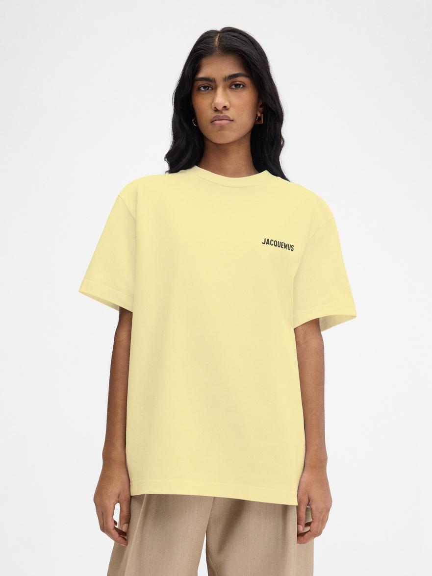 Tシャツ・カットソー JACQUEMUS Women Tunic Tops 25E251TO1222381 250 YELLOW Jacquemus Women Polo Le Marino In Neutral | ModeSens