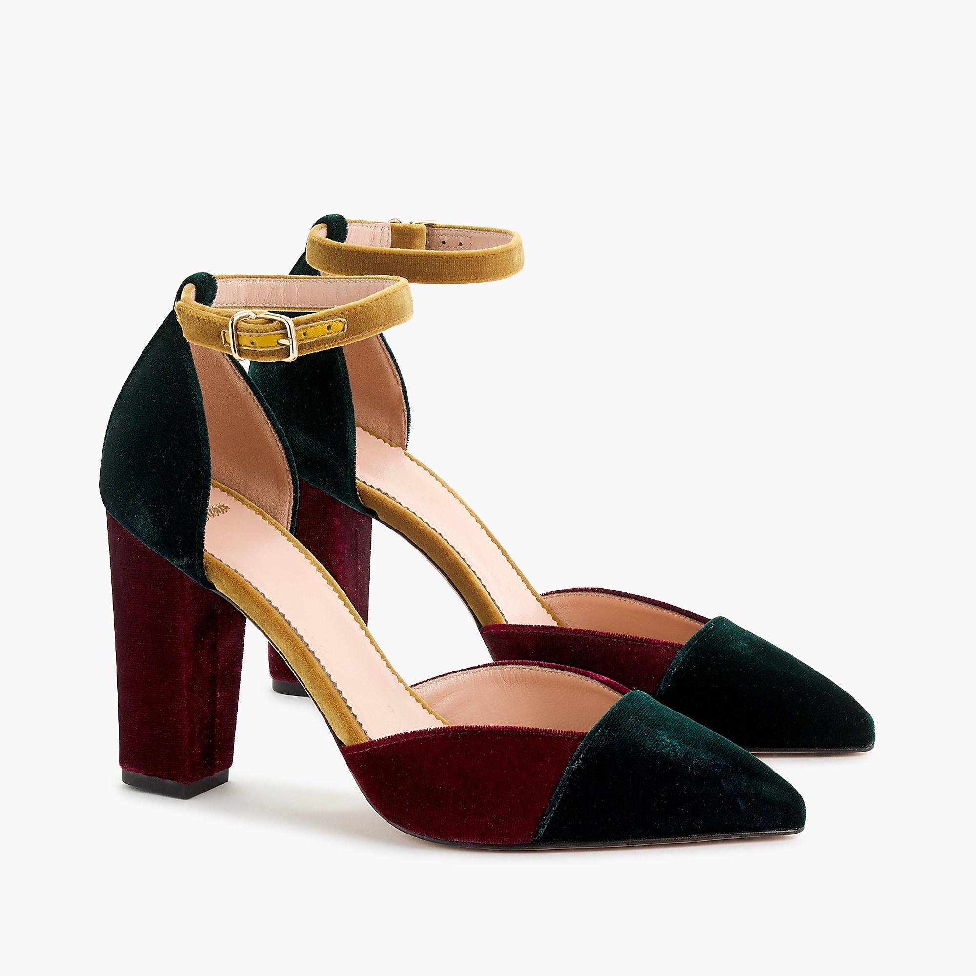velvet flat pumps