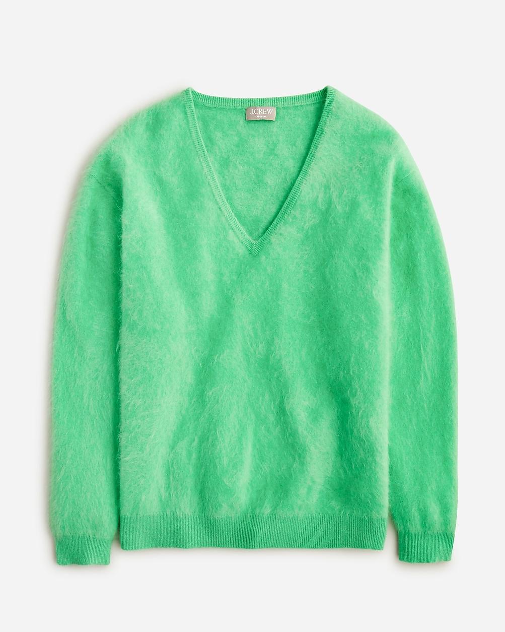 J.Crew Brushed Cashmere Relaxed V-Neck Sweater in Green | Lyst