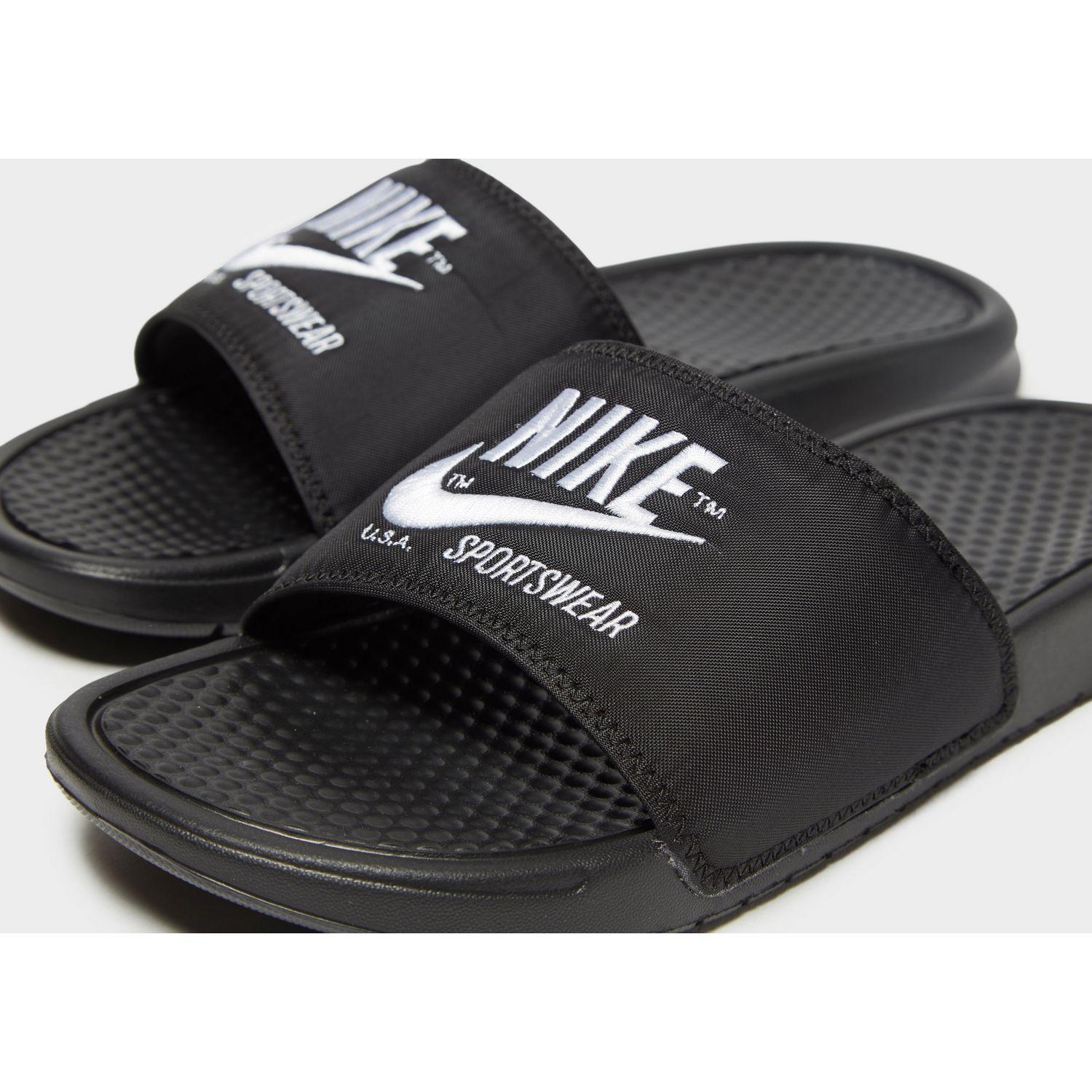 nike sportswear benassi