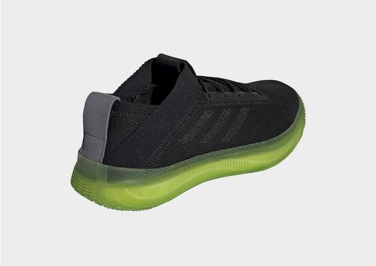 pure boost trainer shoes