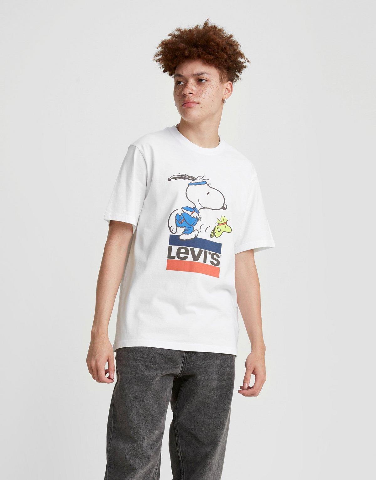 Buy \u003e levi peanuts t shirt\u003e in stock 