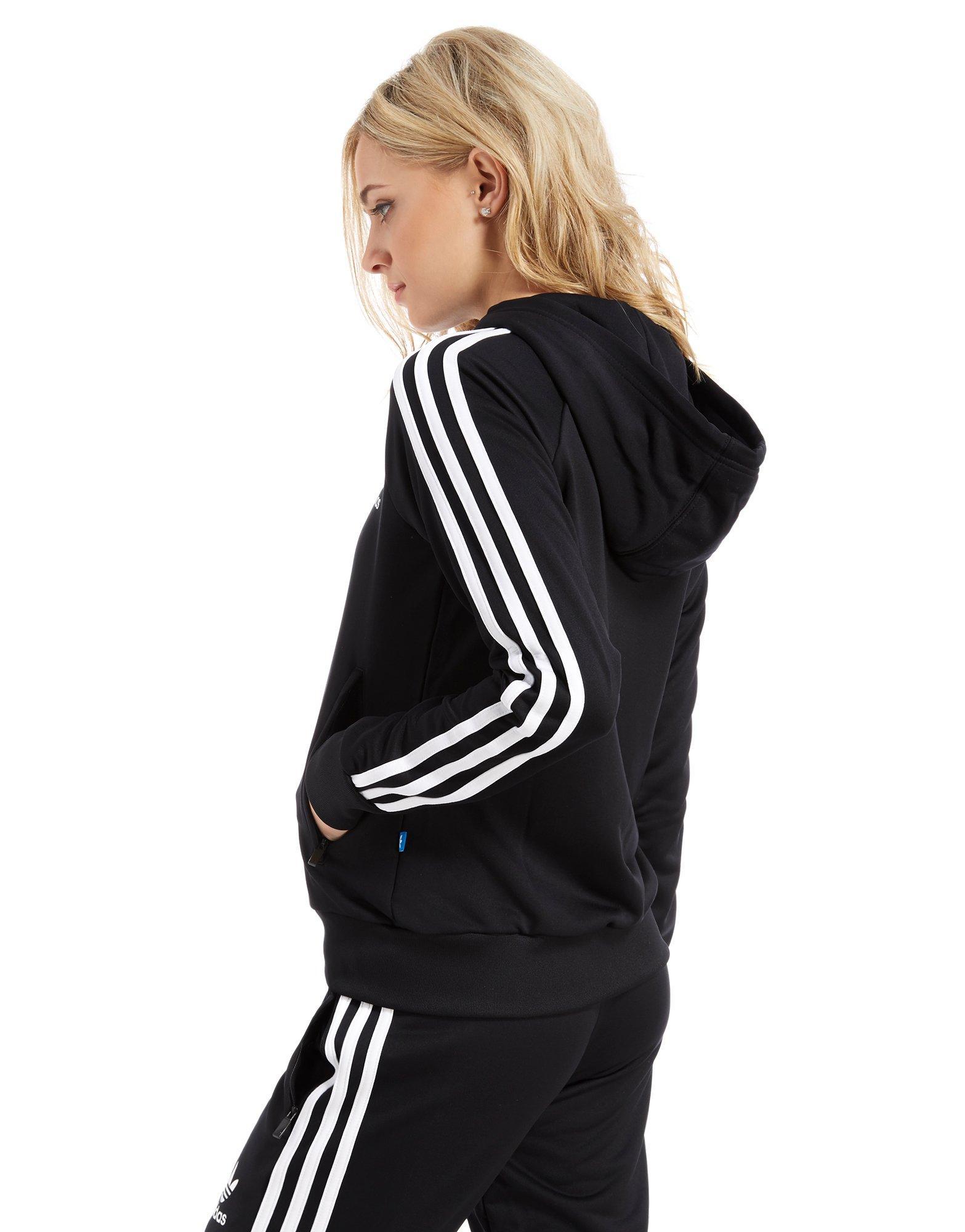 nike swoosh fleece jacket