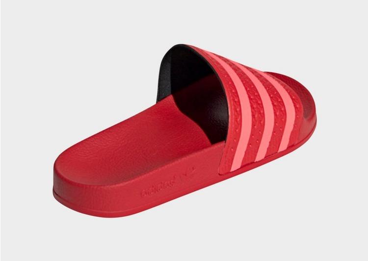 adidas originals adilette sliders in red