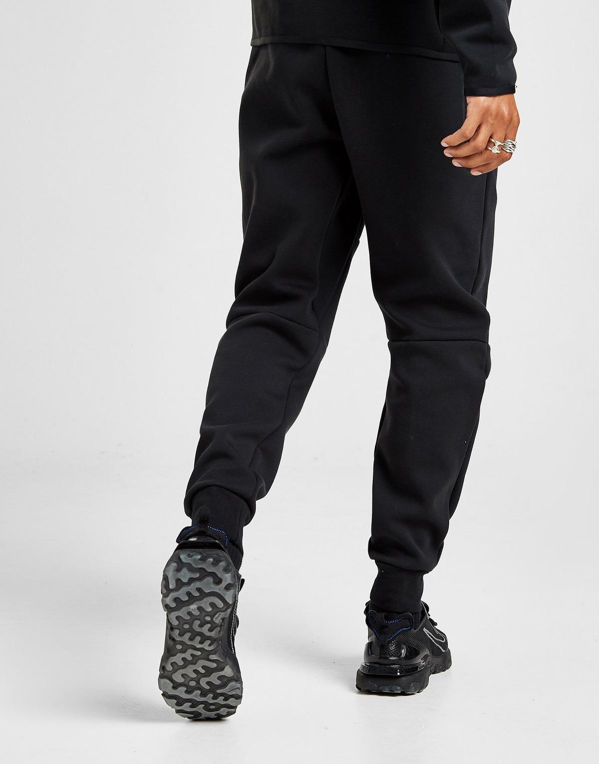 Nike Tech Fleece Joggers in Black for Men - Lyst