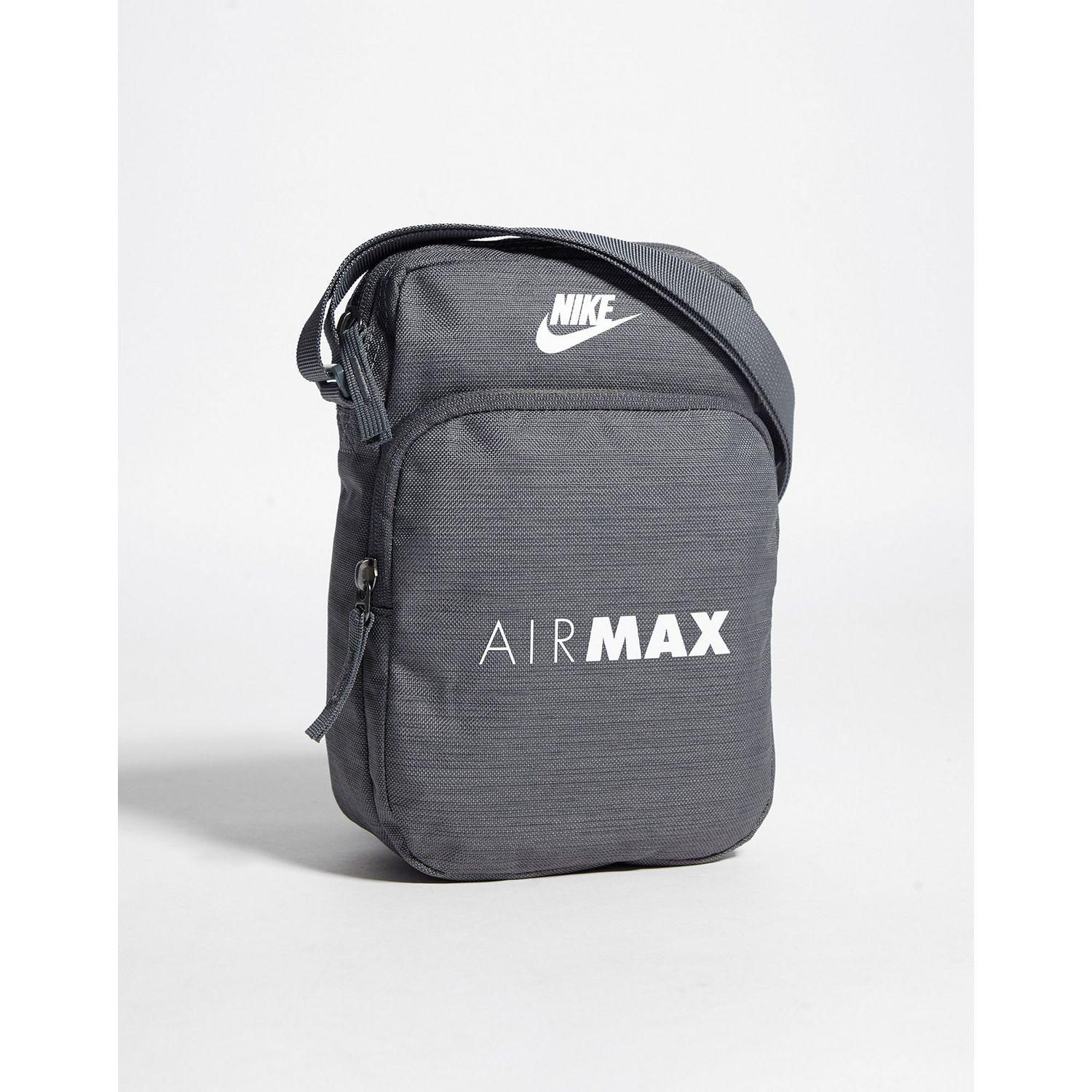 nike small air max bag