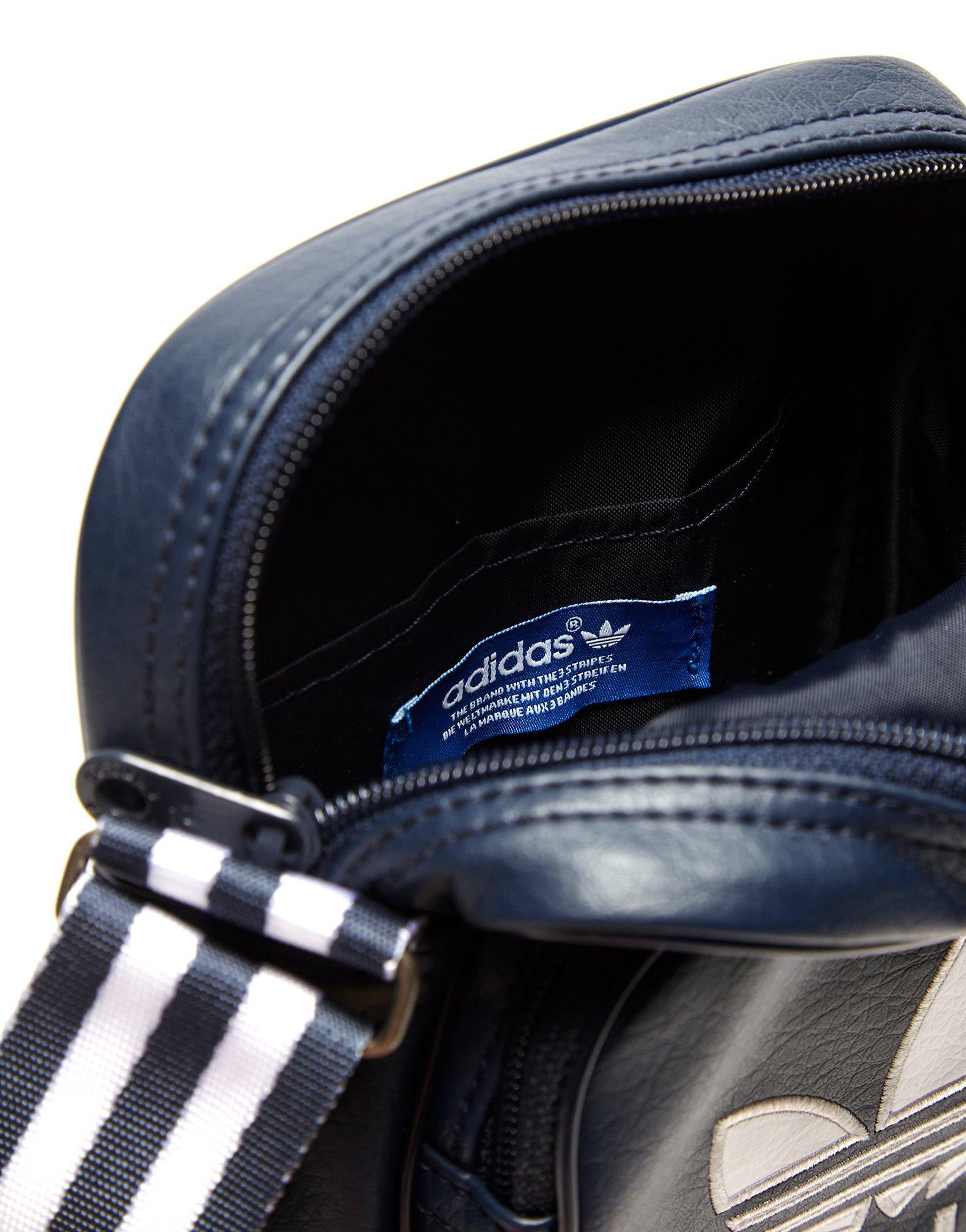 adidas small items bag
