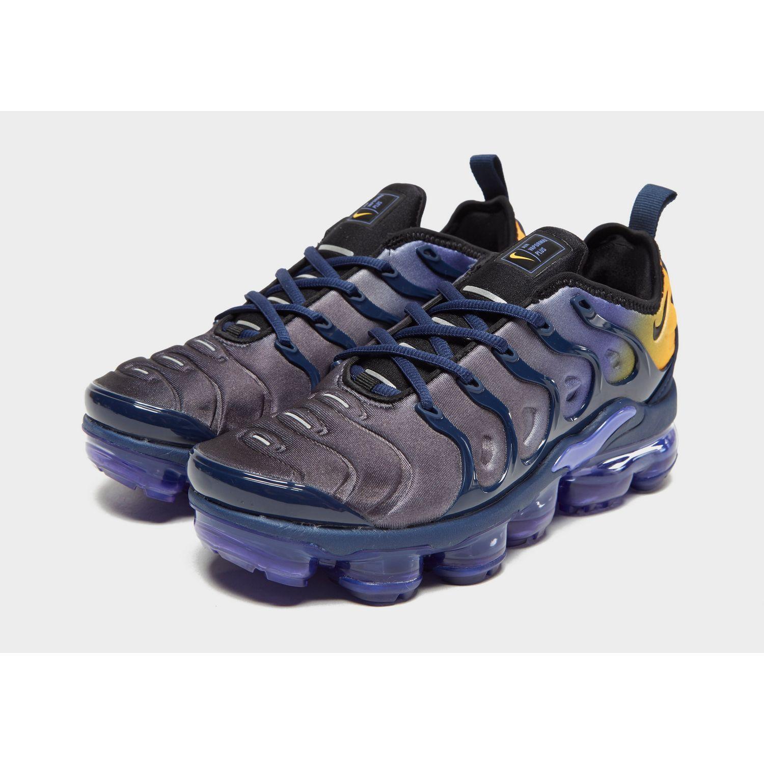 vapormax plus blue yellow