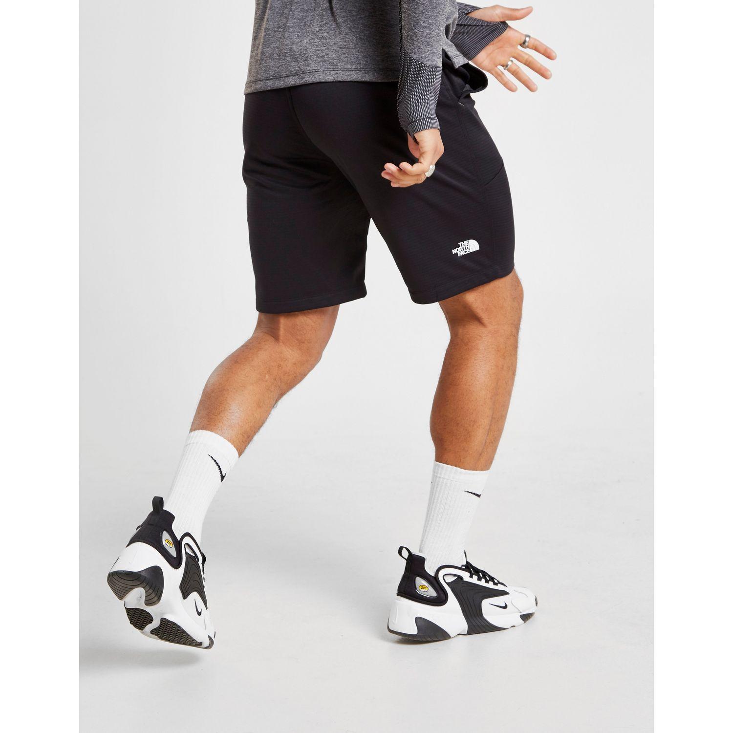 the north face train n logo shorts