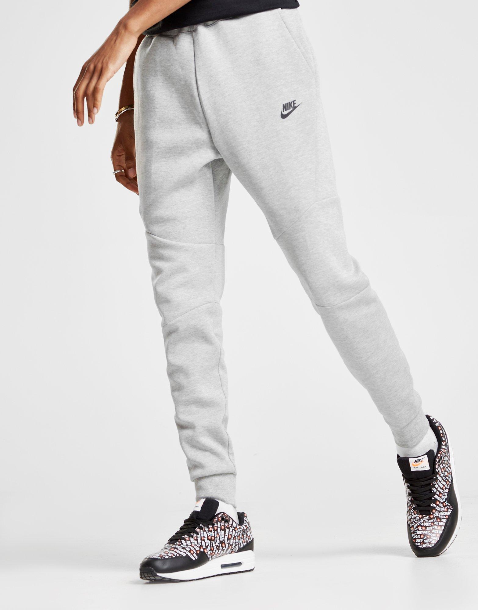 pantaloni nike tech fleece pantaloni nike tech fleece