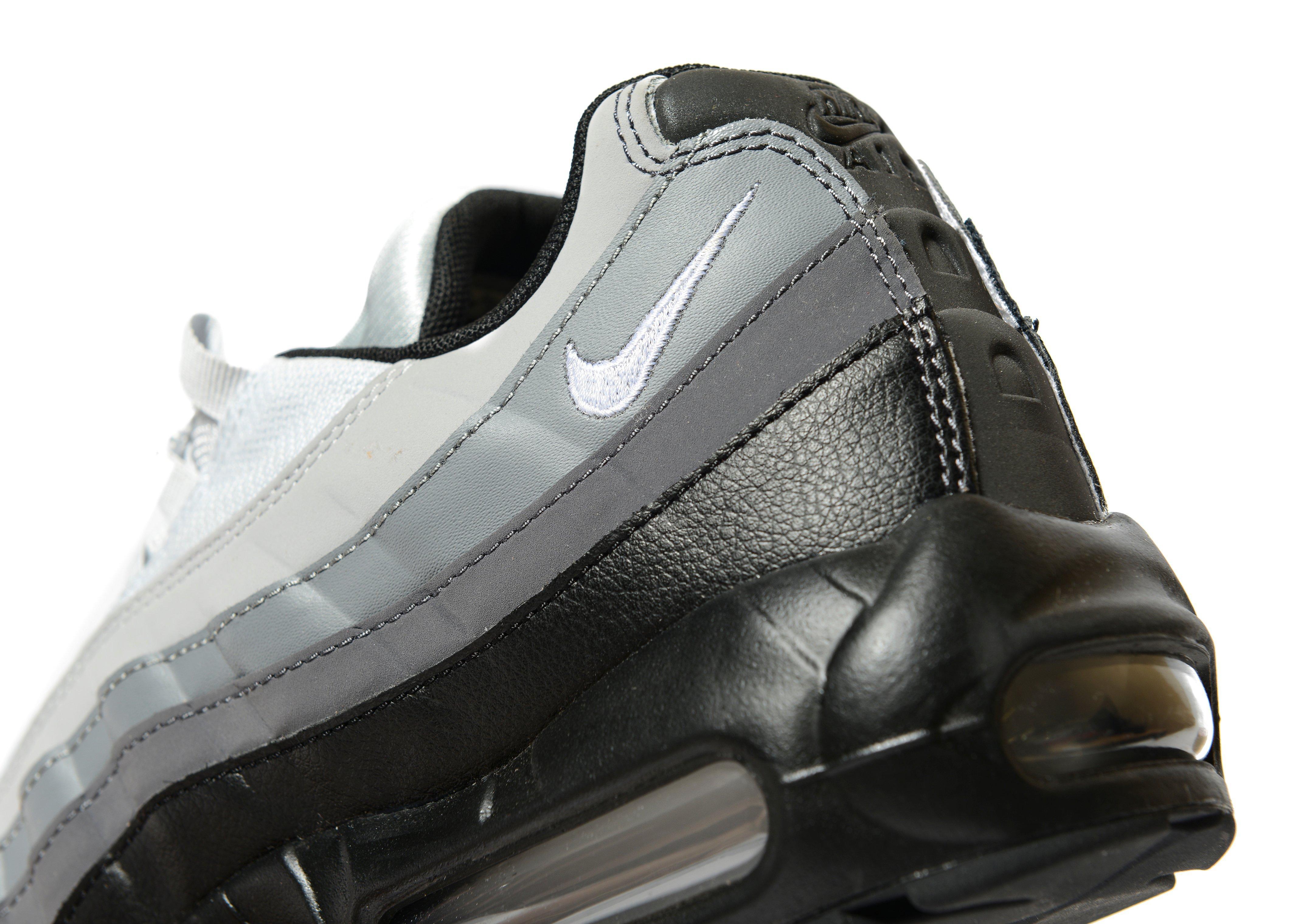 all black air max 95 mens