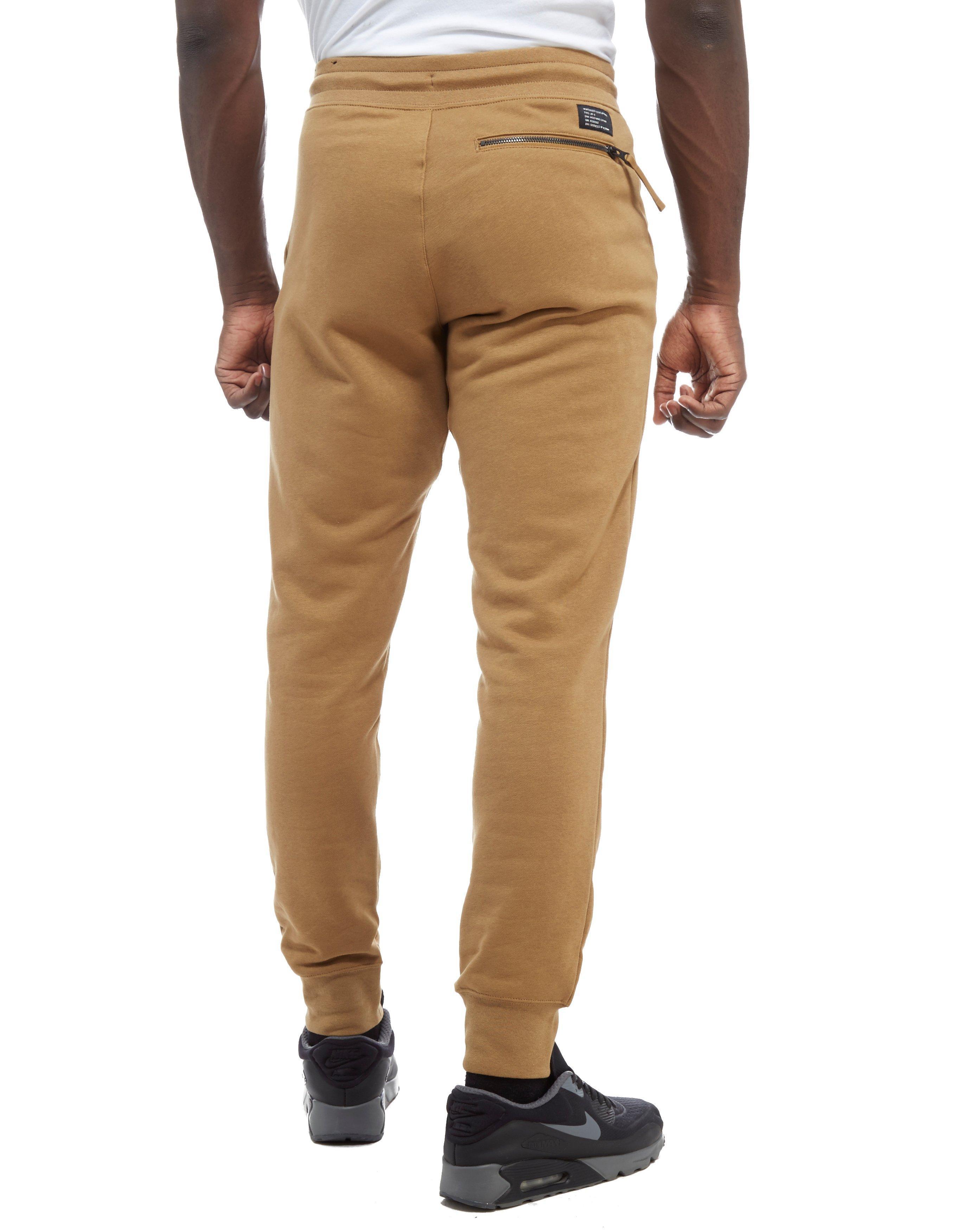 nike air force 1 with joggers