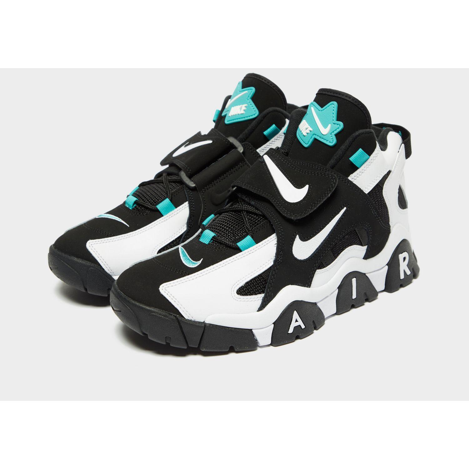 Mens Nike Air Barrage Mid Shoes