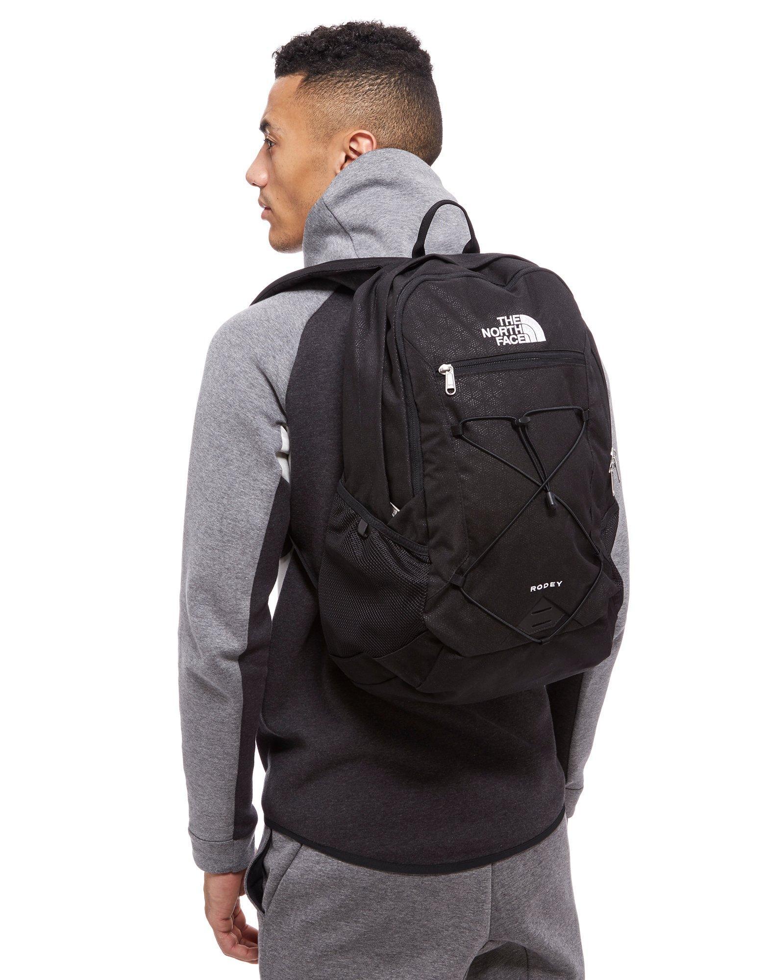 the north face rodey 27l