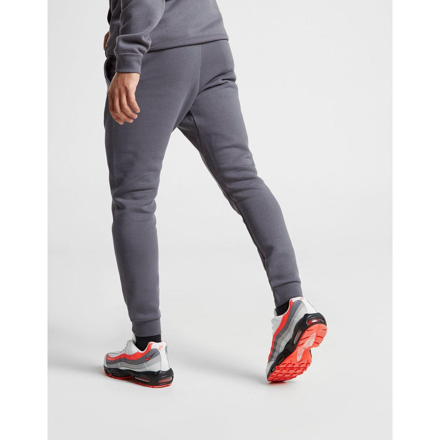 nike foundation cuffed fleece pants