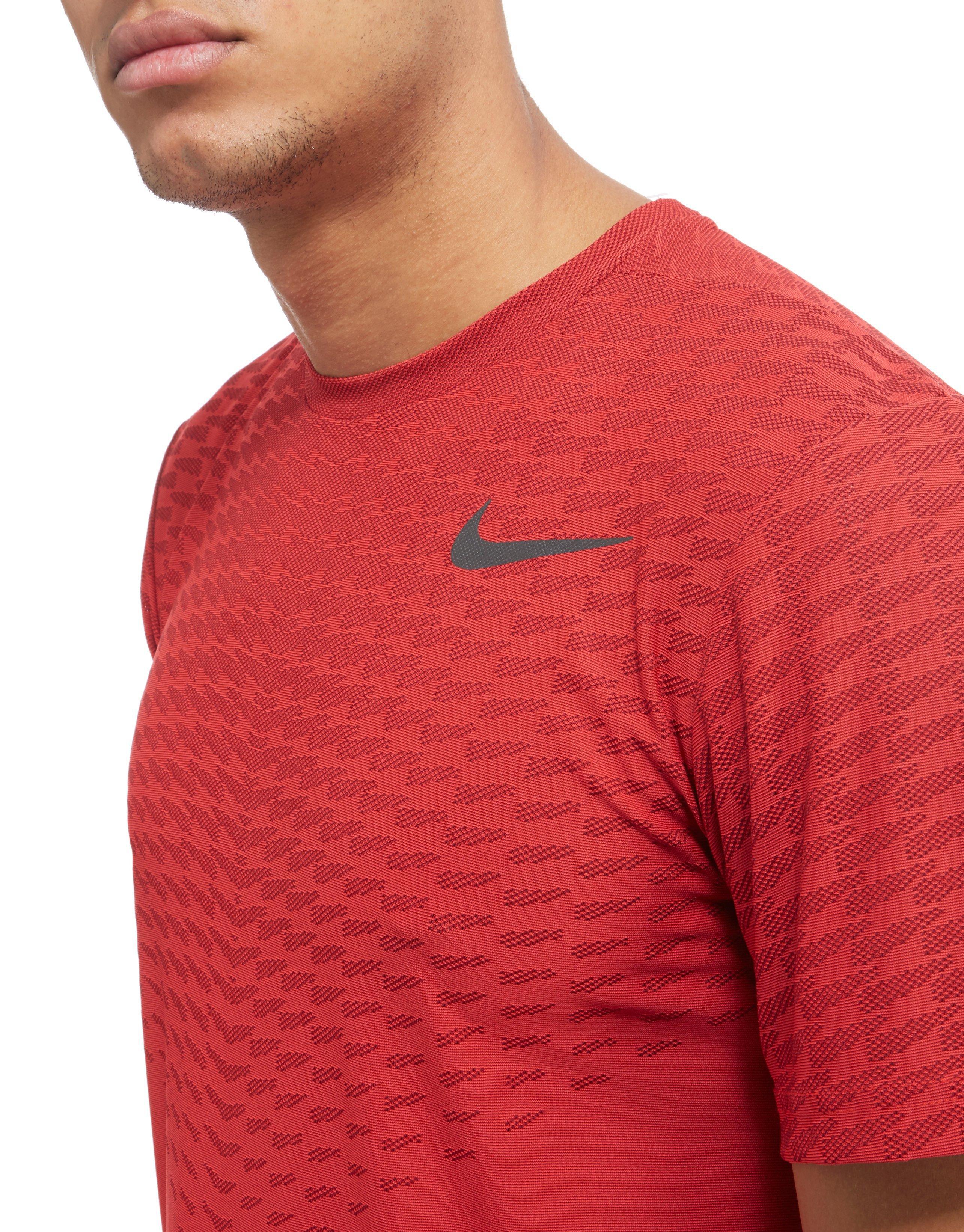 Nike Synthetic Zonal Cooling Tshirt in Red for Men Lyst
