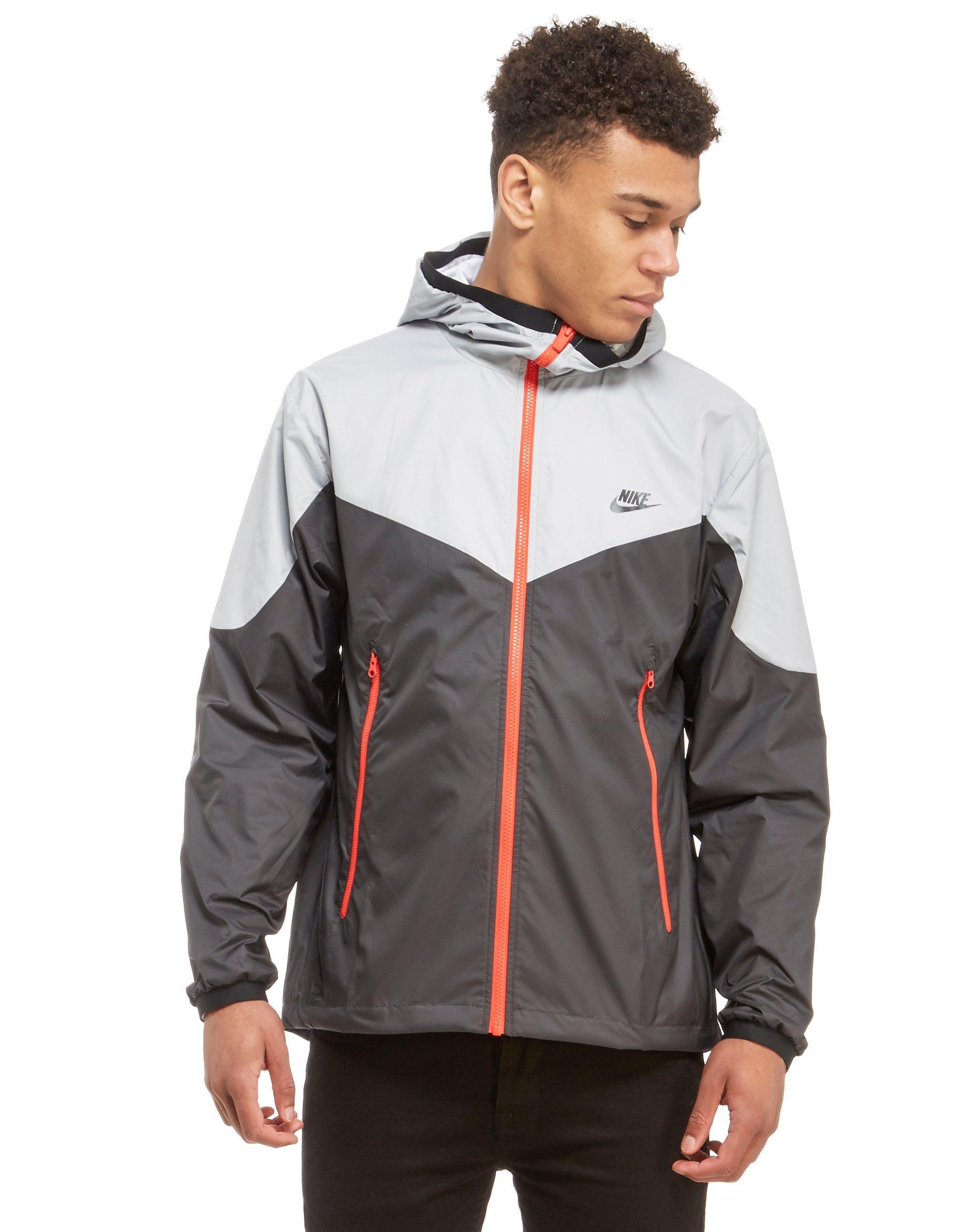 nike windrunner packable jacket