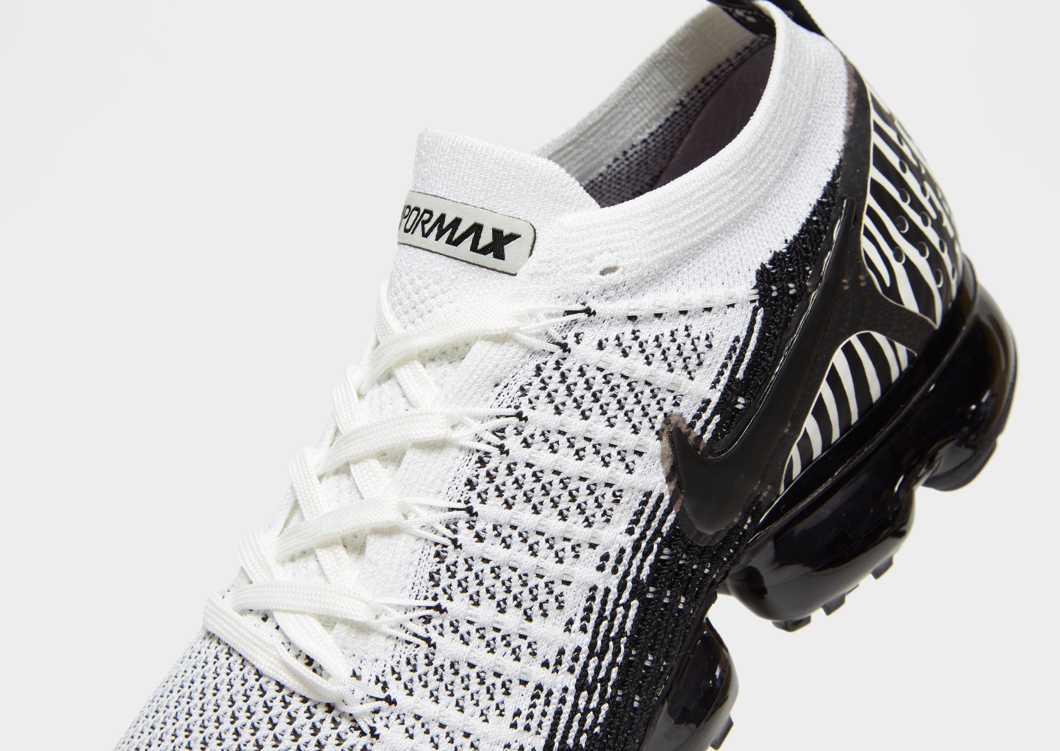 vapormax flyknit 2 zebra