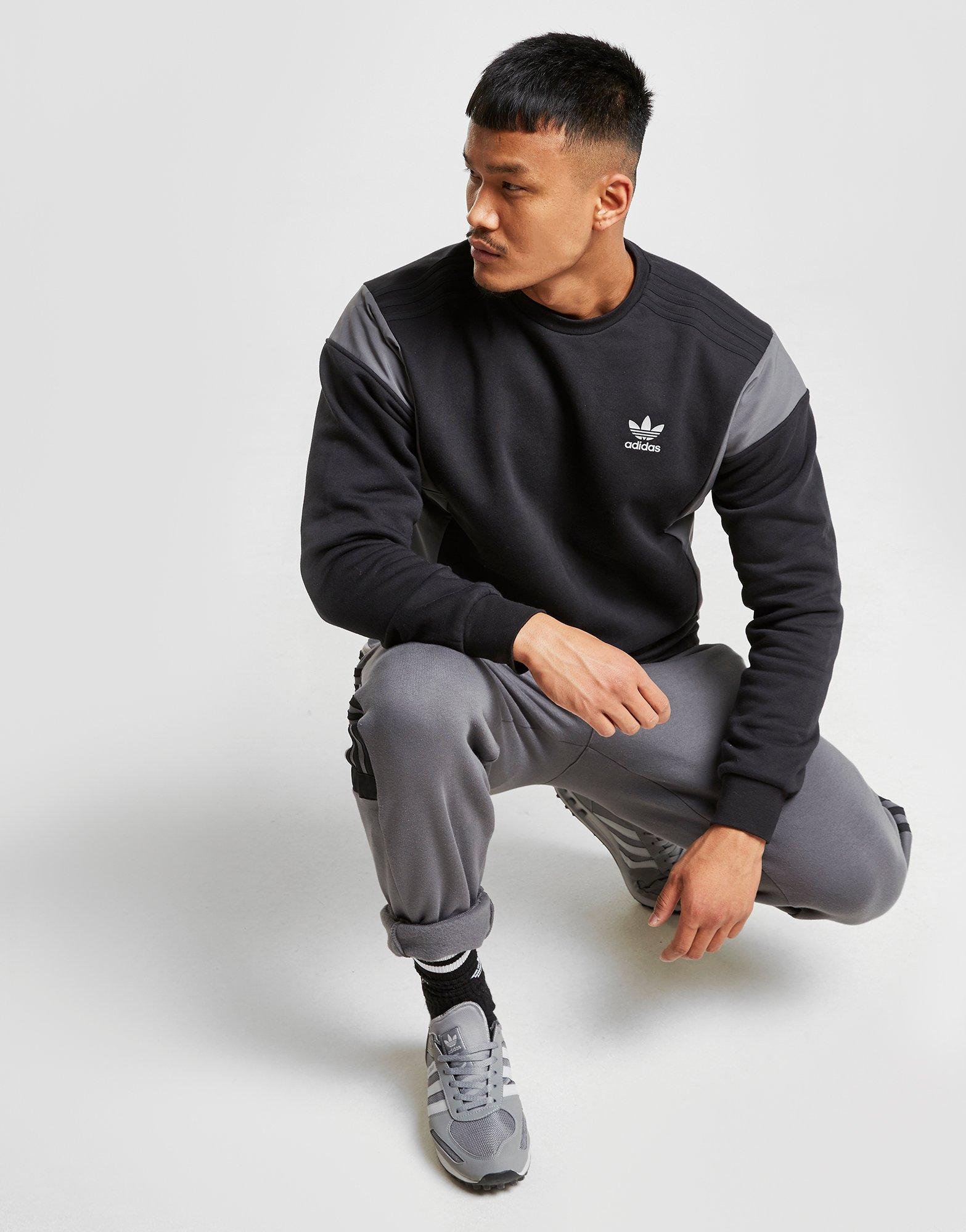 adidas originals street run crew sweatshirt