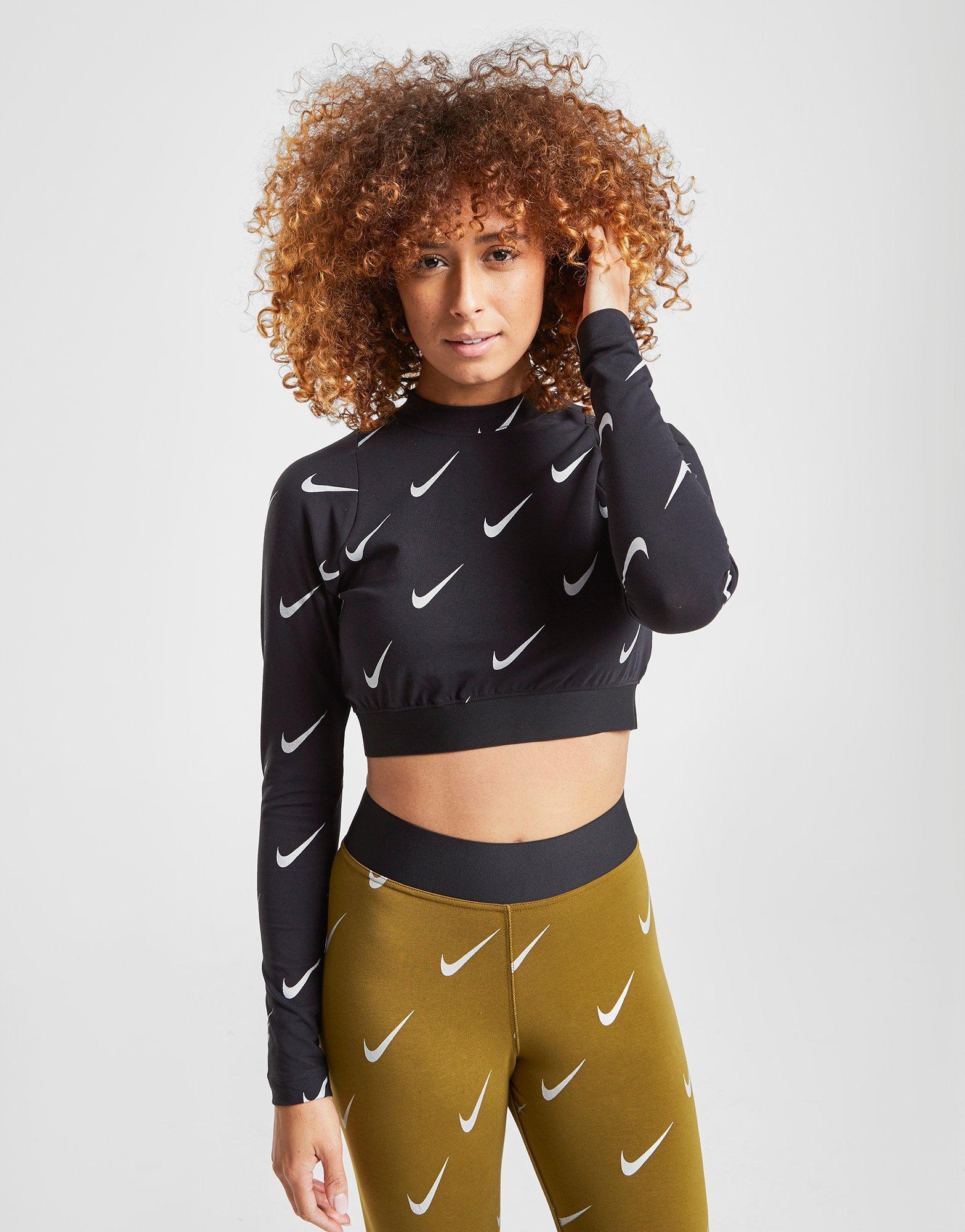 nike all in crop